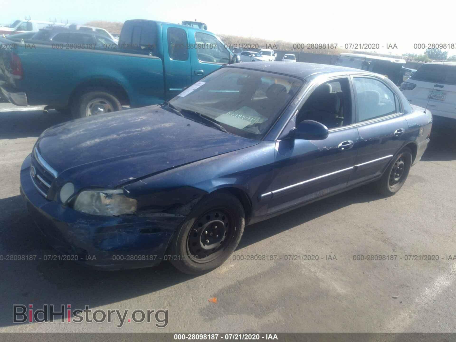 2005 KIA OPTIMA - VIN: KNAGD126155395937 - Photo 2