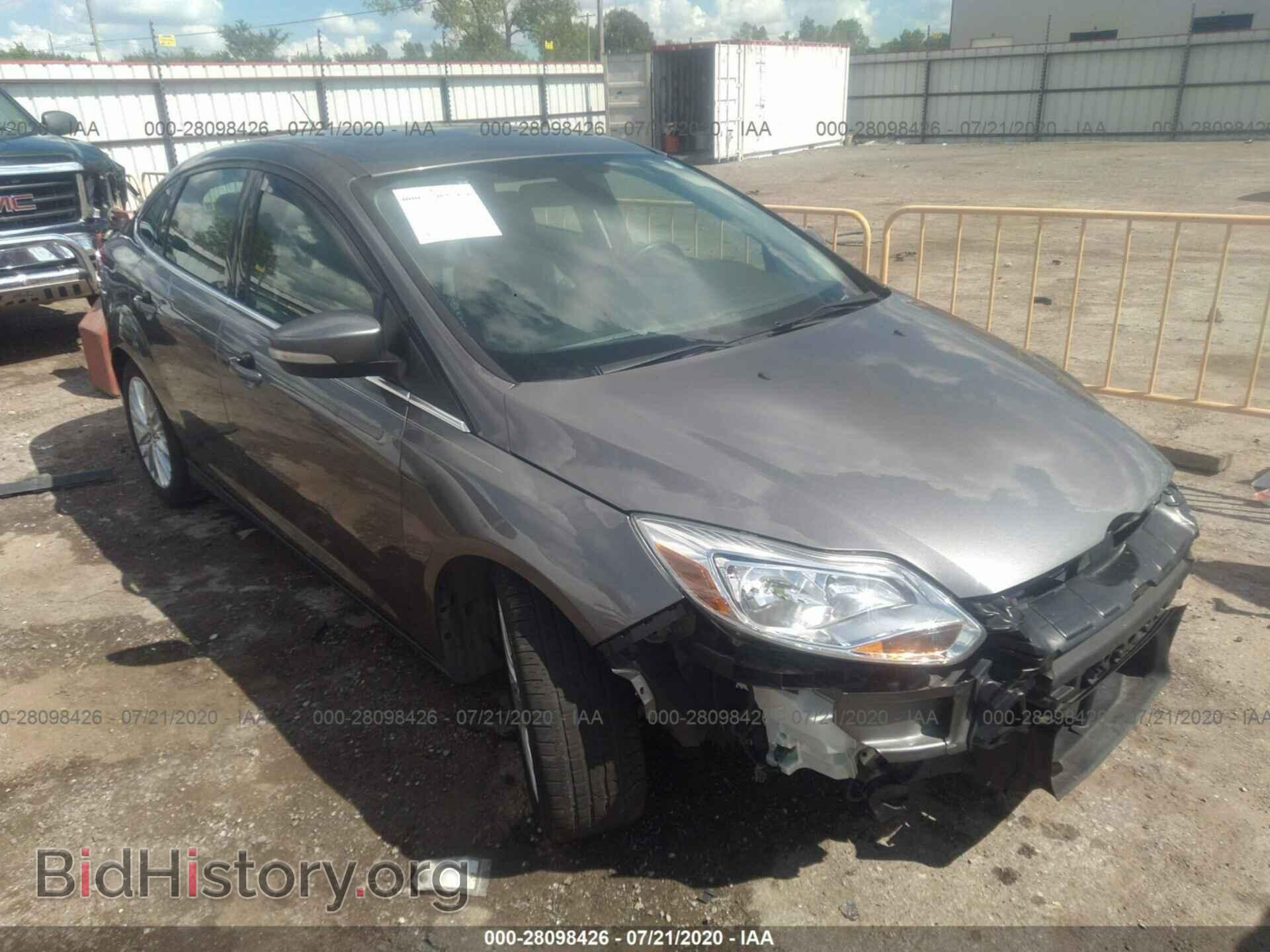 Photo 1FAHP3H29CL450826 - FORD FOCUS 2012