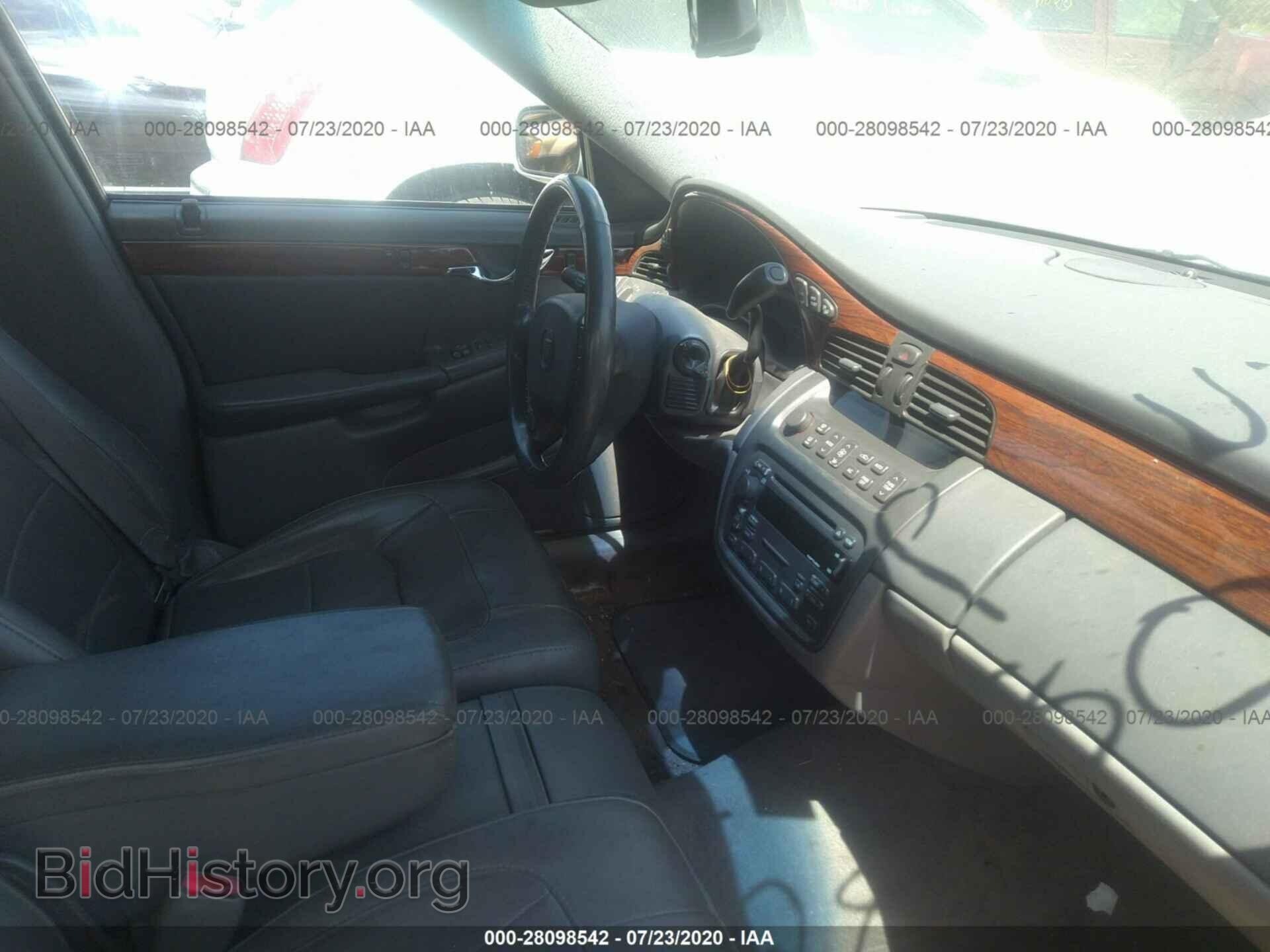 2005 CADILLAC DEVILLE - VIN: 1G6KD54Y45U185151 - Photo 5
