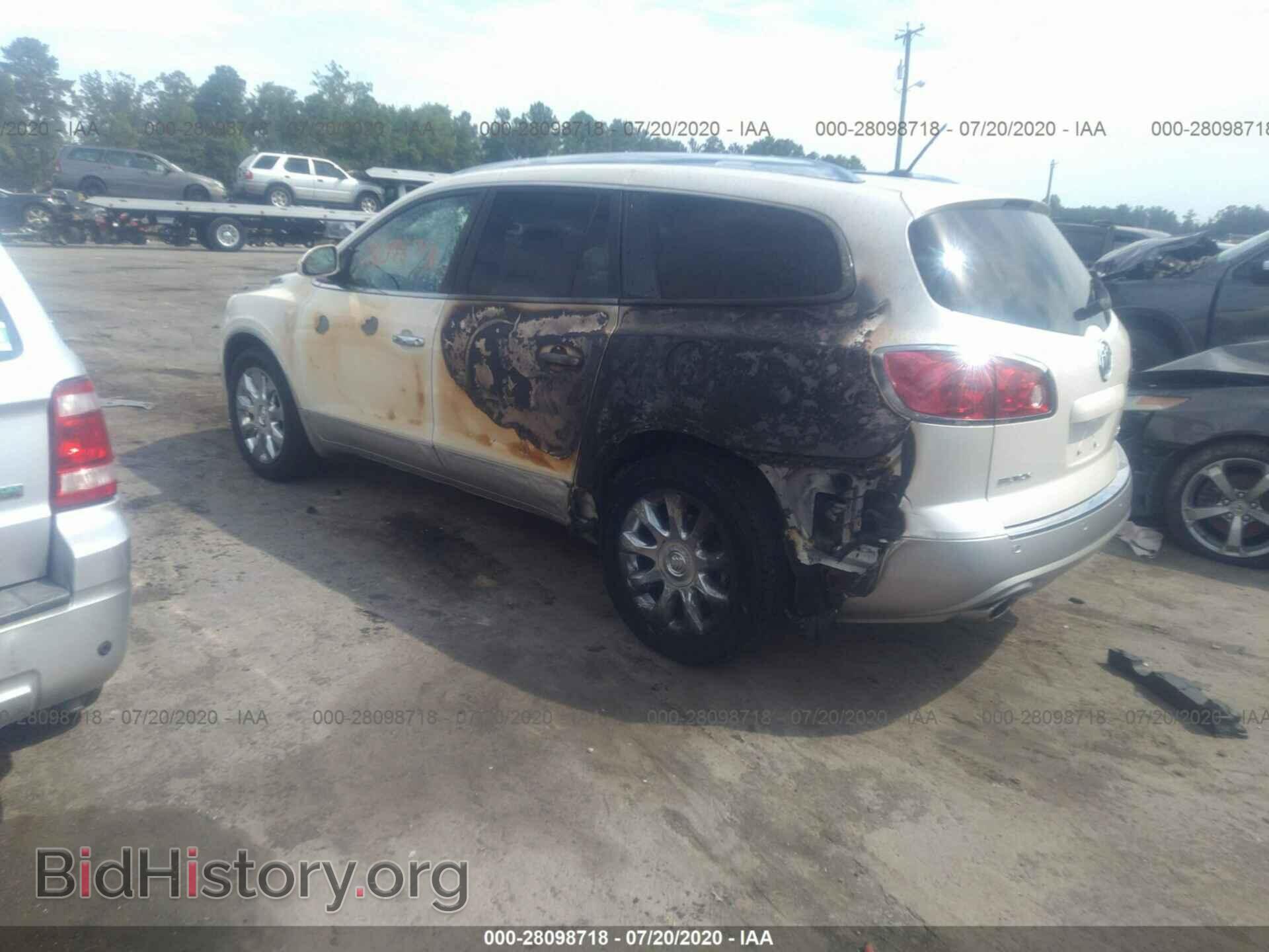 2010 BUICK ENCLAVE - VIN: 5GALVCED7AJ194440 - Фото 3