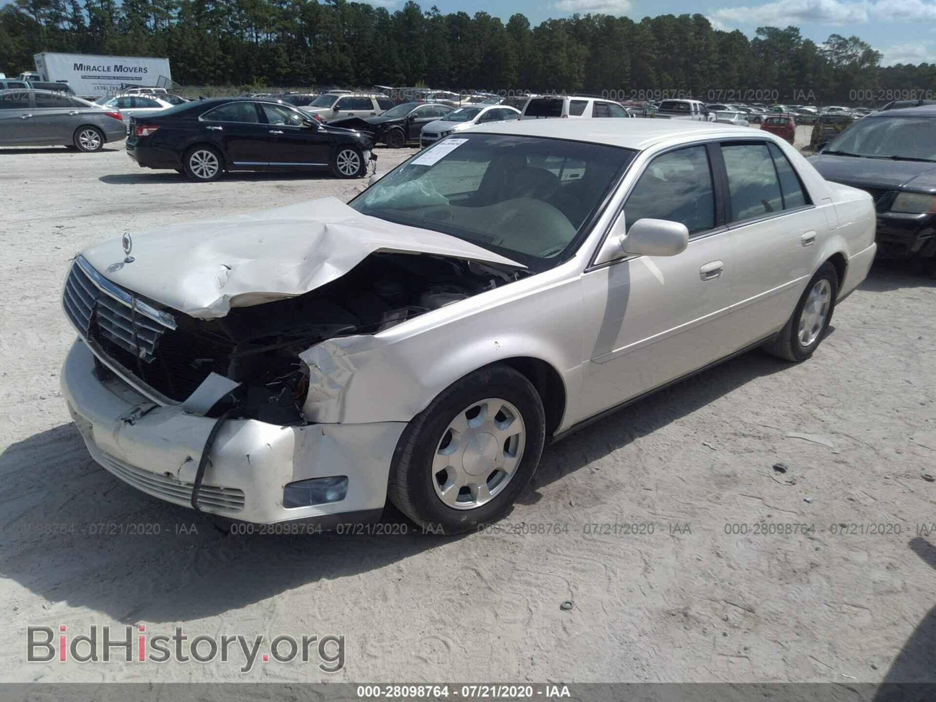2001 CADILLAC DEVILLE - VIN: 1G6KD54Y51U200329 - Photo 2