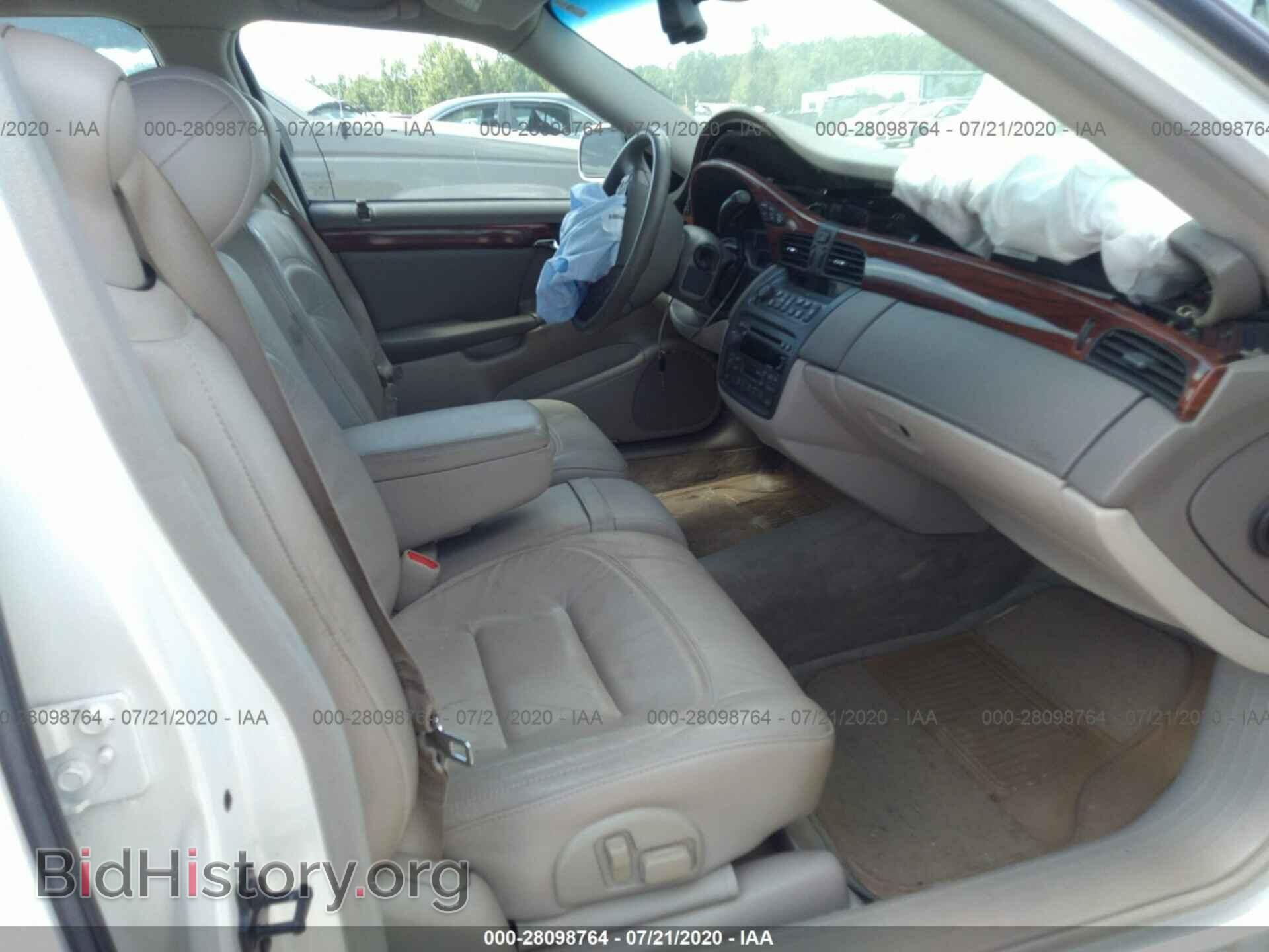 2001 CADILLAC DEVILLE - VIN: 1G6KD54Y51U200329 - Photo 5