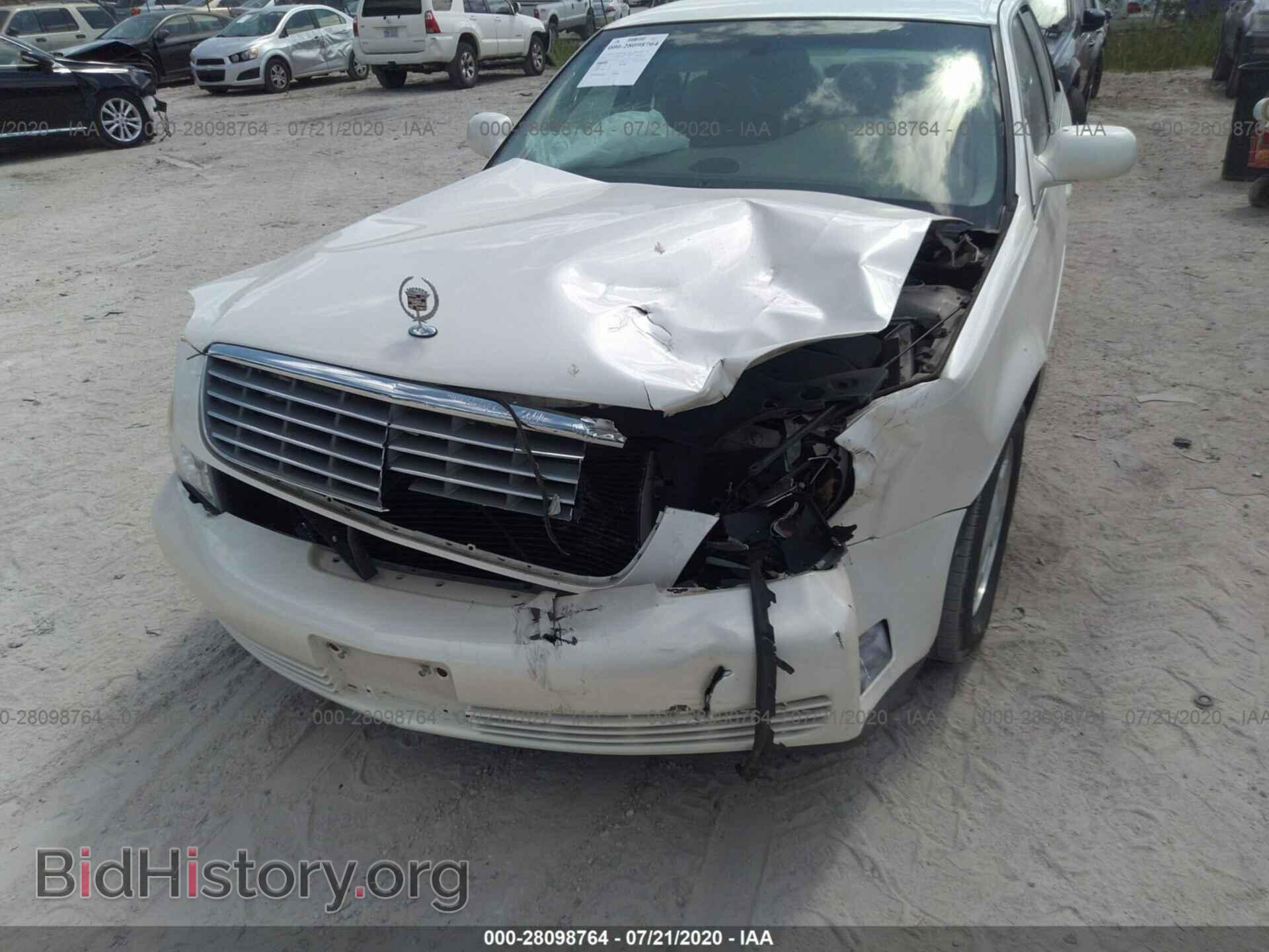 2001 CADILLAC DEVILLE - VIN: 1G6KD54Y51U200329 - Photo 6