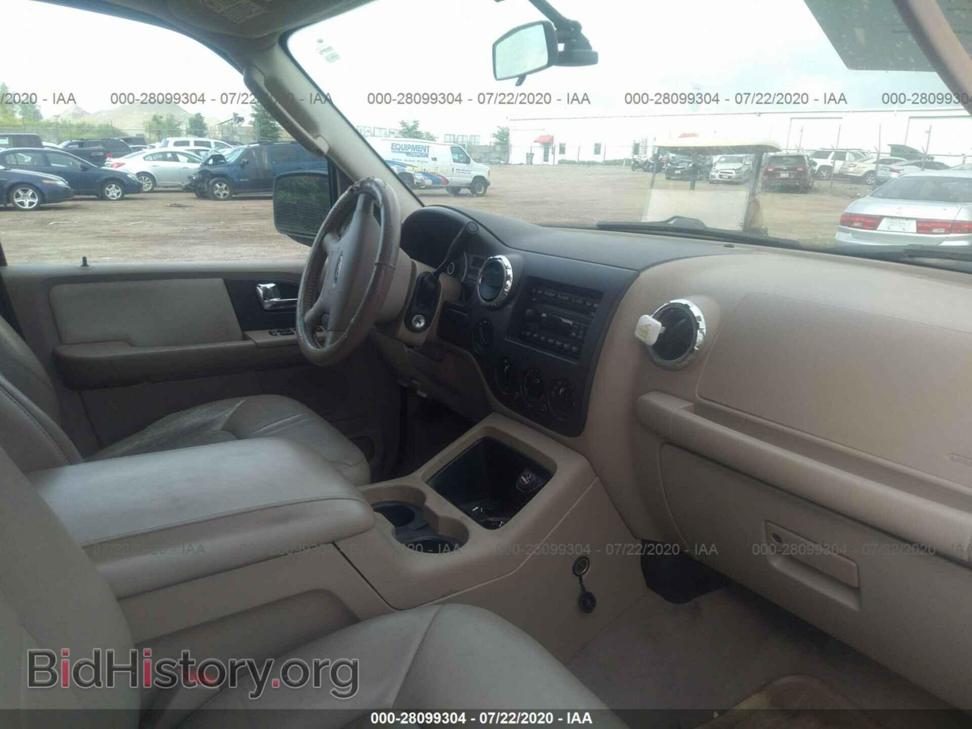 2005 FORD EXPEDITION - VIN: 1FMPU16595LA64762 - Фото 5