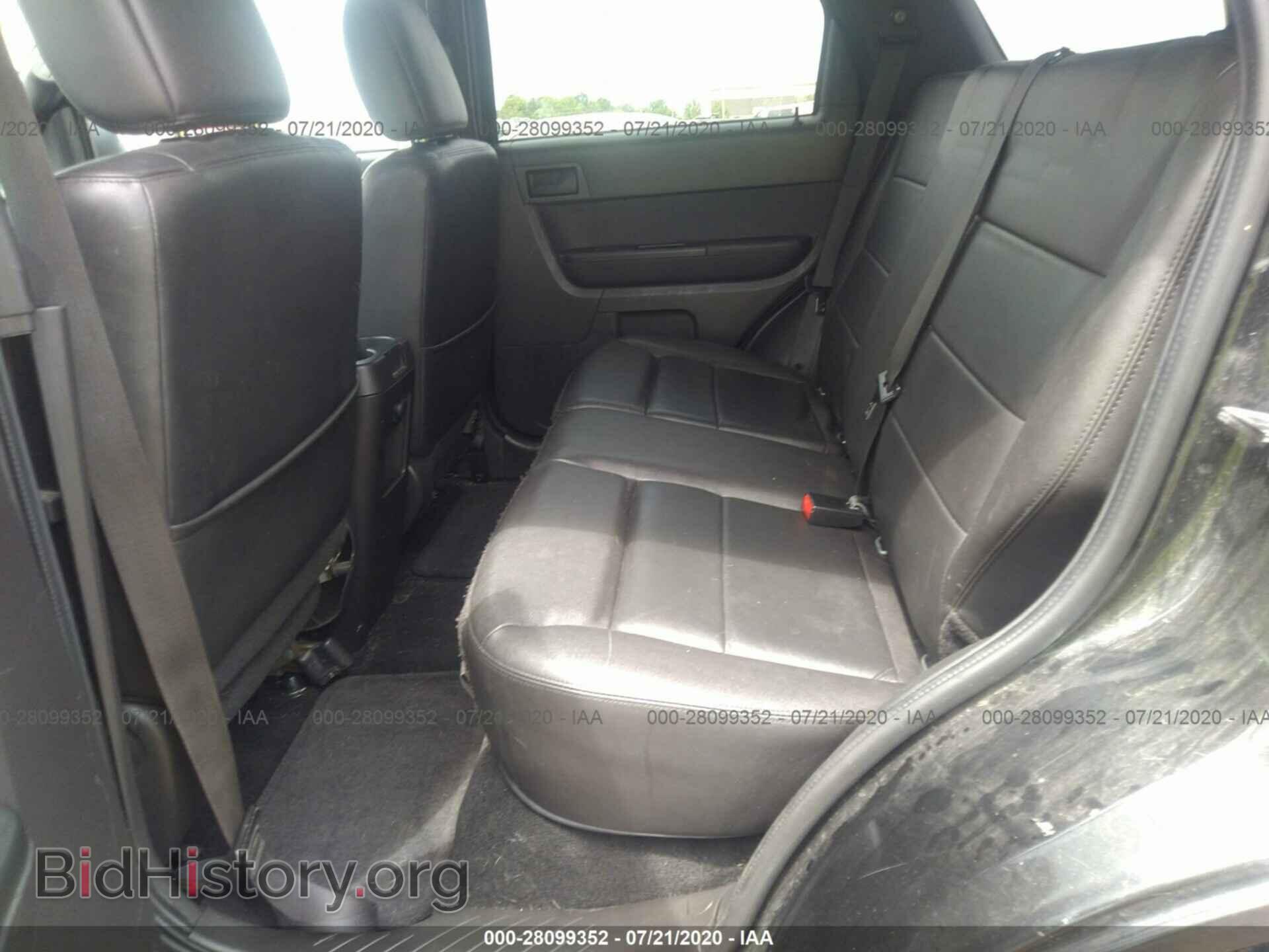 2011 FORD ESCAPE - VIN: 1FMCU0D74BKA86263 - Фото 8