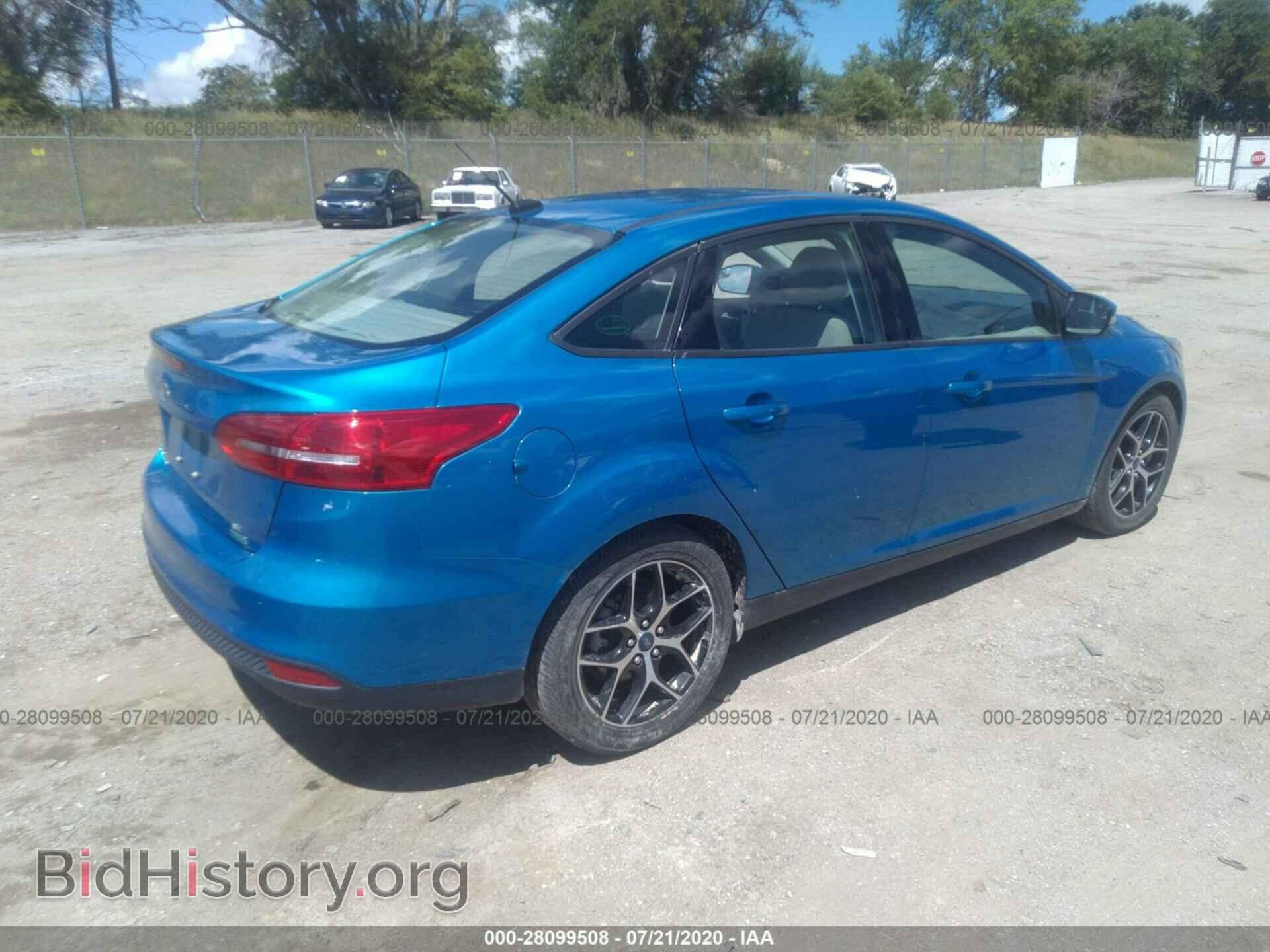 2017 FORD FOCUS - VIN: 1FADP3FE7HL205588 - Photo 4