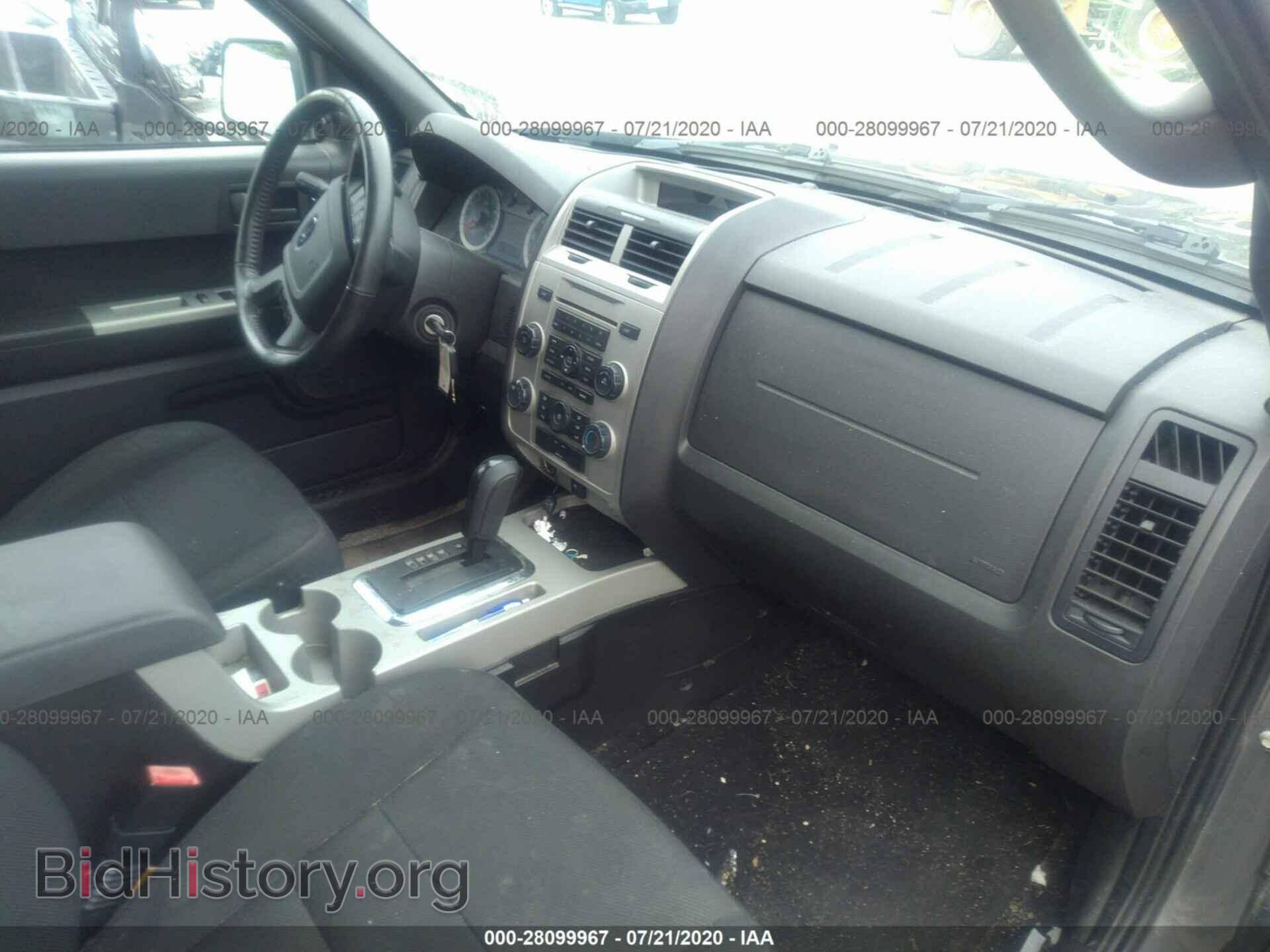 2009 FORD ESCAPE - VIN: 1FMCU93G89KC25665 - Фото 5