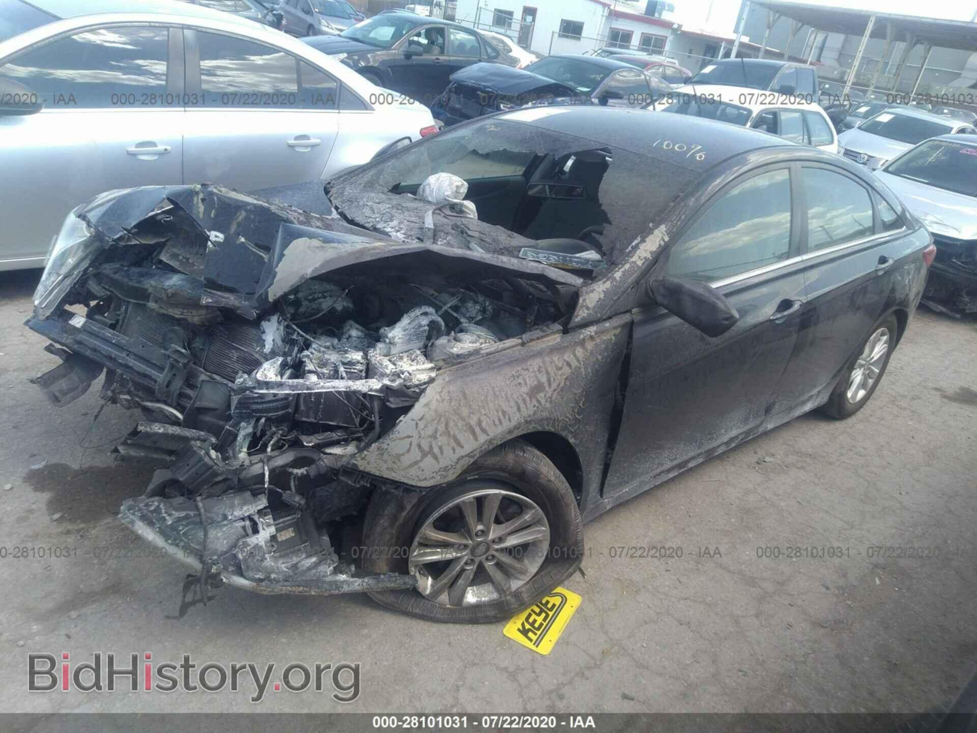 2012 HYUNDAI SONATA - VIN: 5NPEB4AC7CH424573 - Photo 2