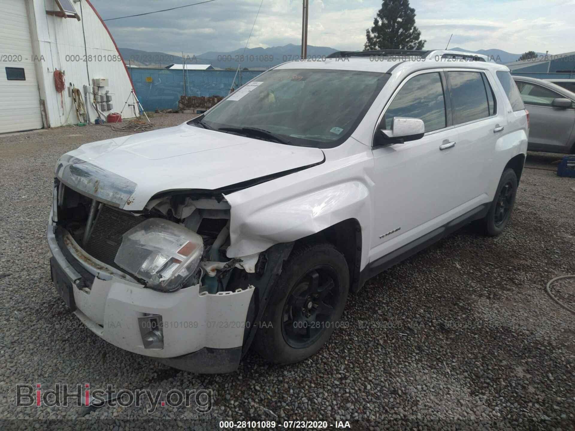 2010 GMC TERRAIN - VIN: 2CTFLJEY9A6266863 - Photo 2