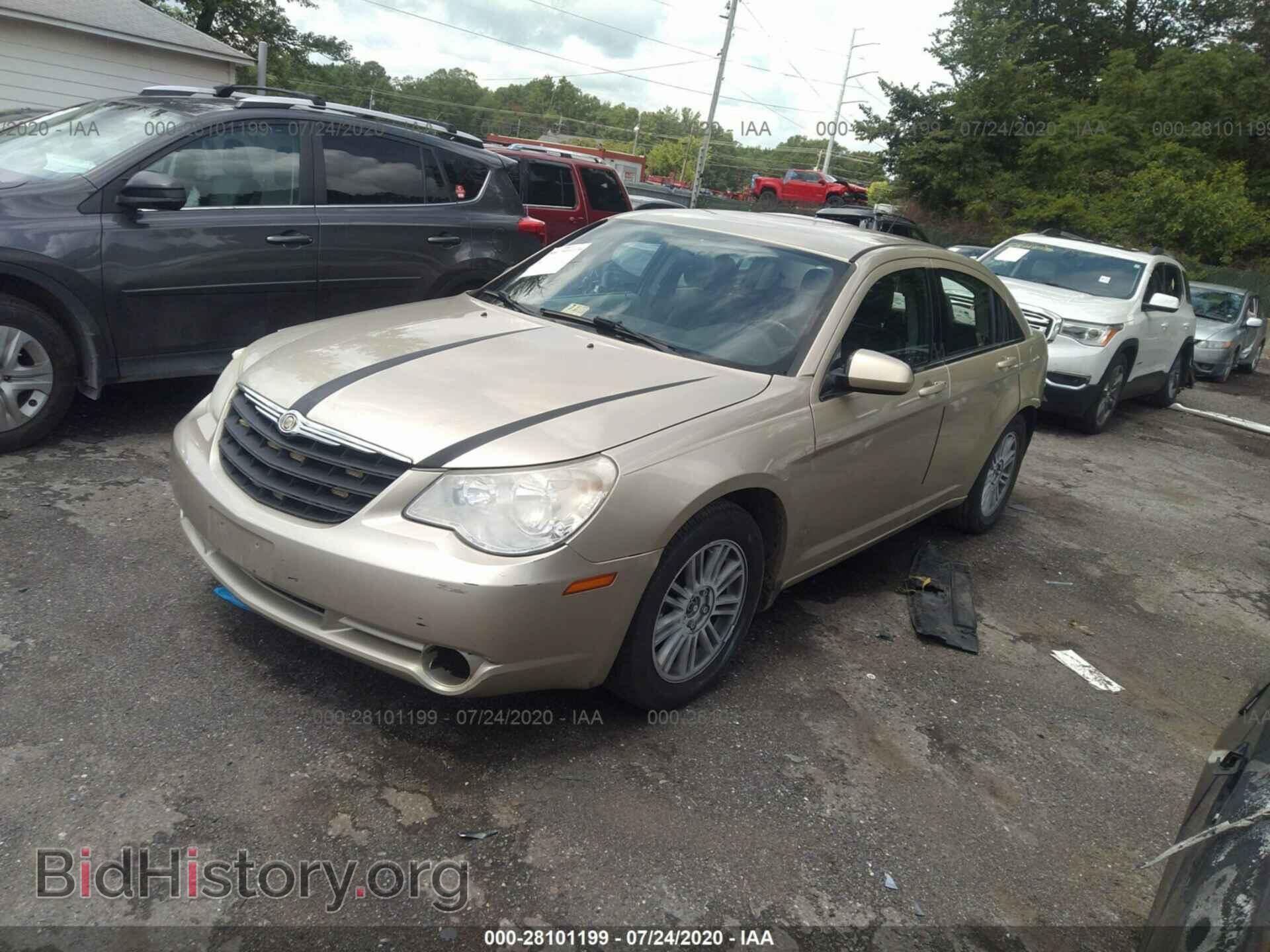 2010 CHRYSLER SEBRING - VIN: 1C3CC5FB6AN148317 - Фото 2