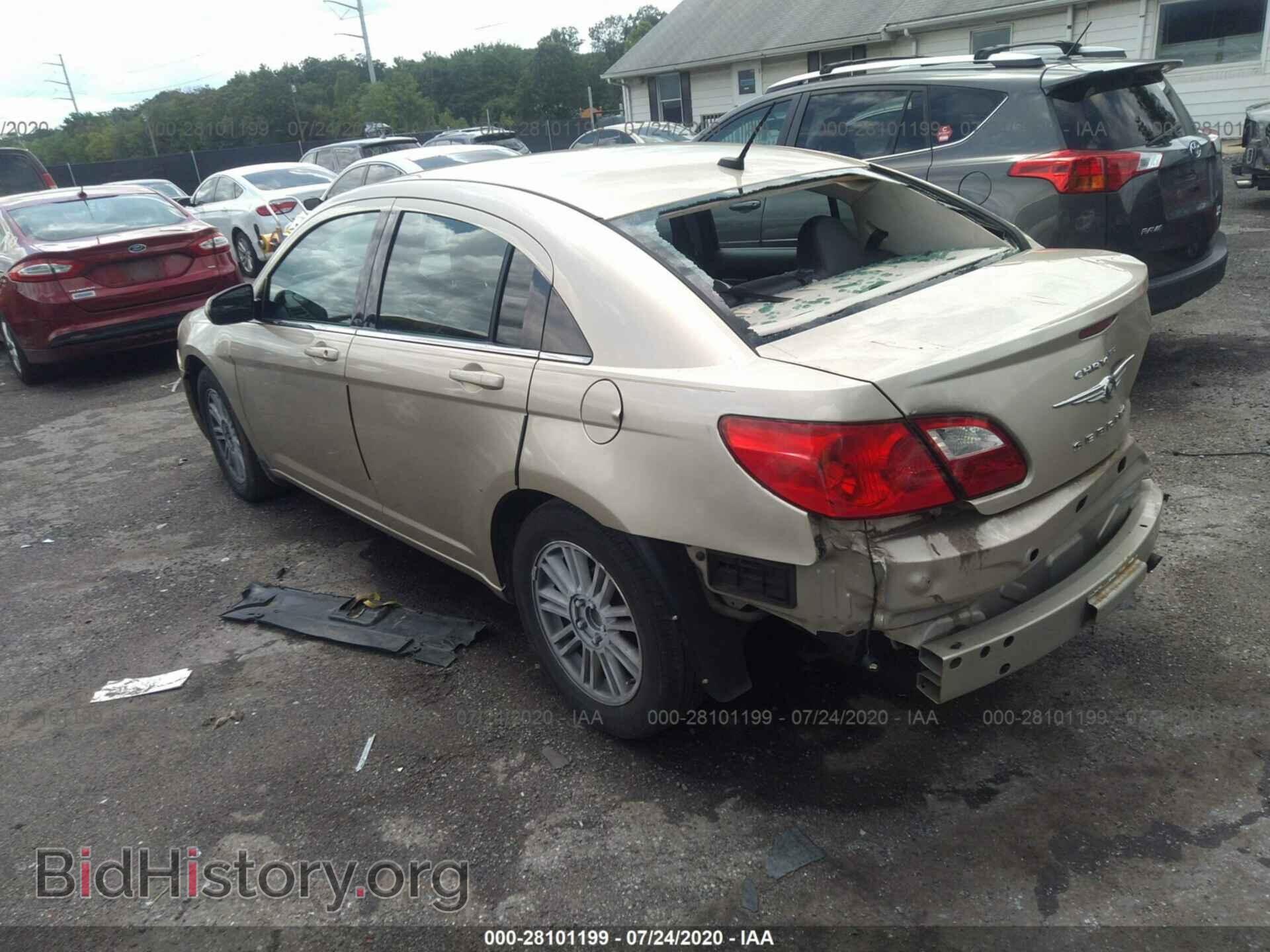 2010 CHRYSLER SEBRING - VIN: 1C3CC5FB6AN148317 - Фото 3