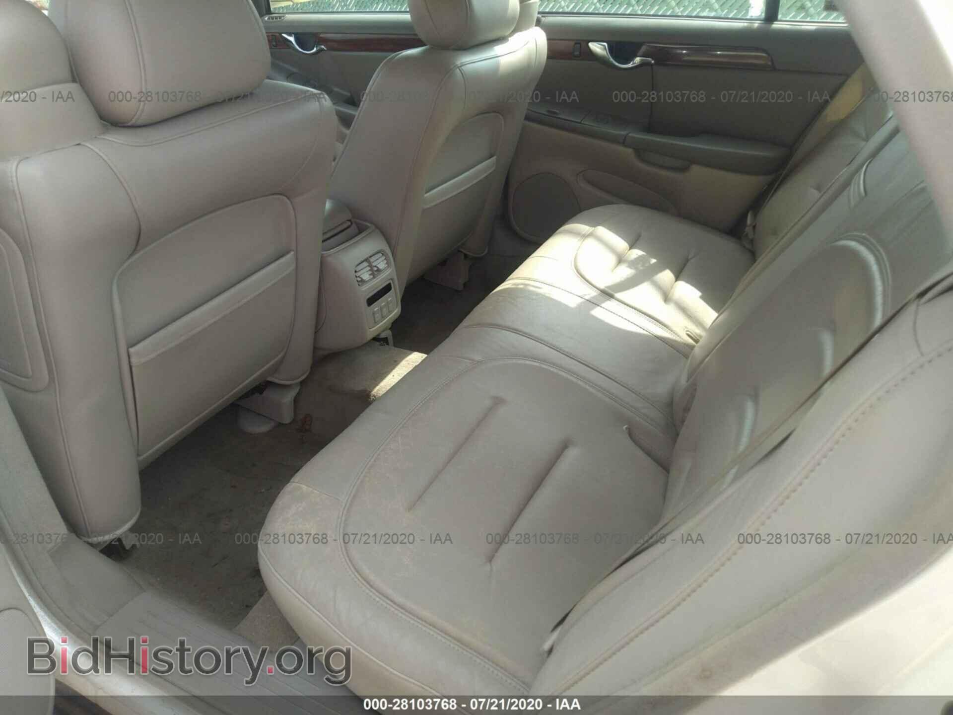 2001 CADILLAC DEVILLE - VIN: 1G6KD54Y41U211760 - Фото 8