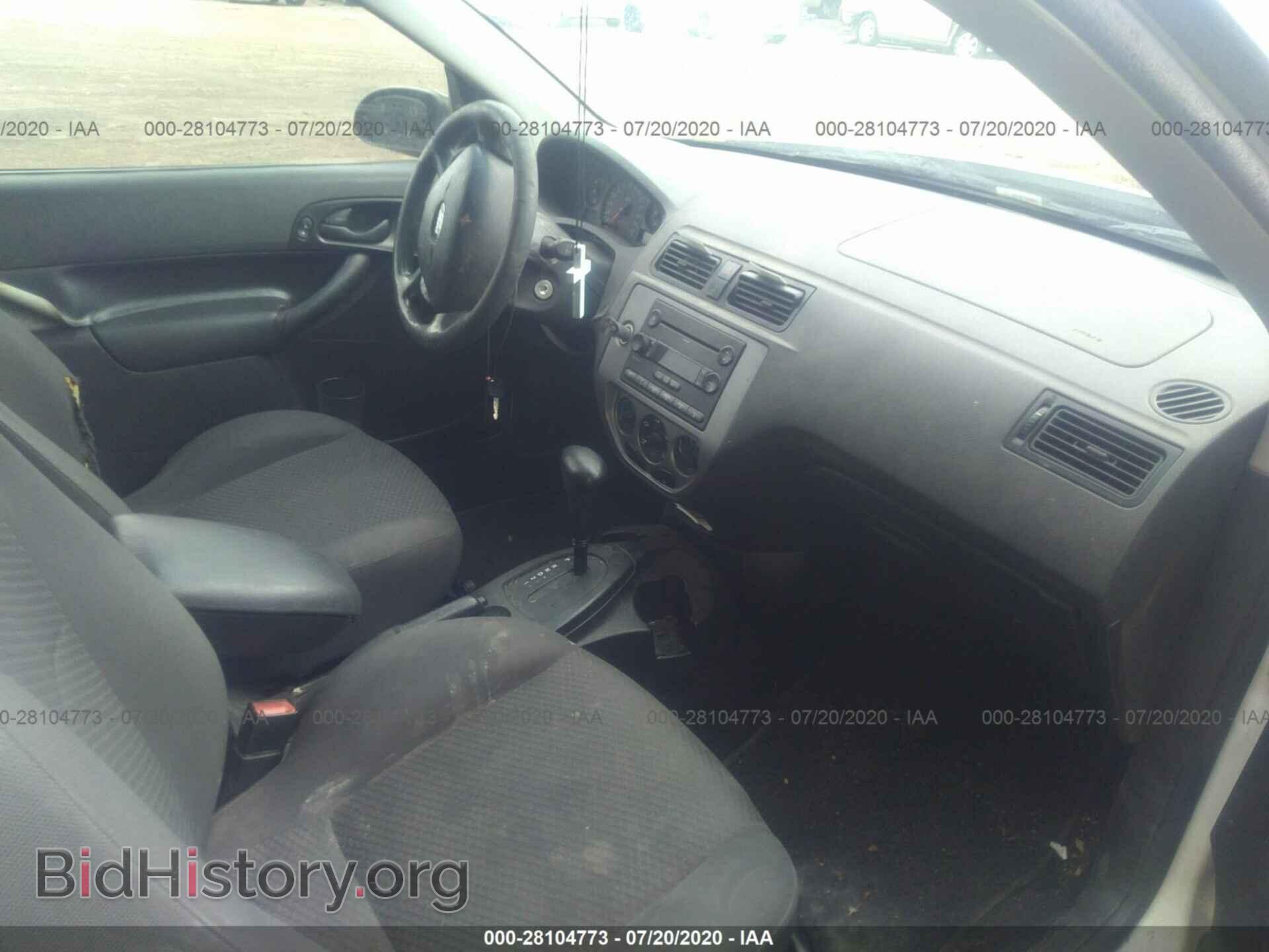 2005 FORD FOCUS - VIN: 3FAFP31N25R117626 - Фото 5