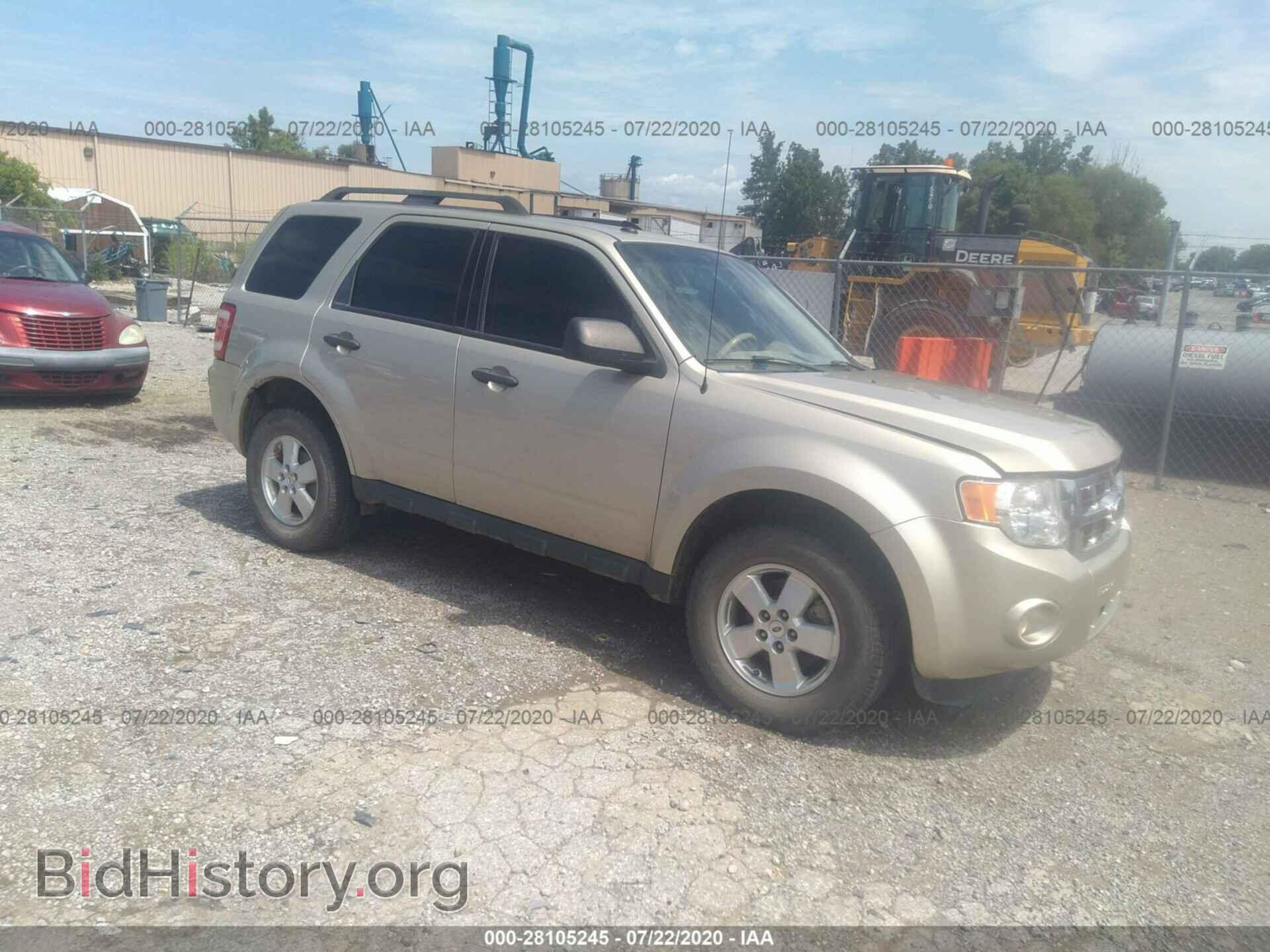 Фотография 1FMCU0D74CKB57575 - FORD ESCAPE 2012