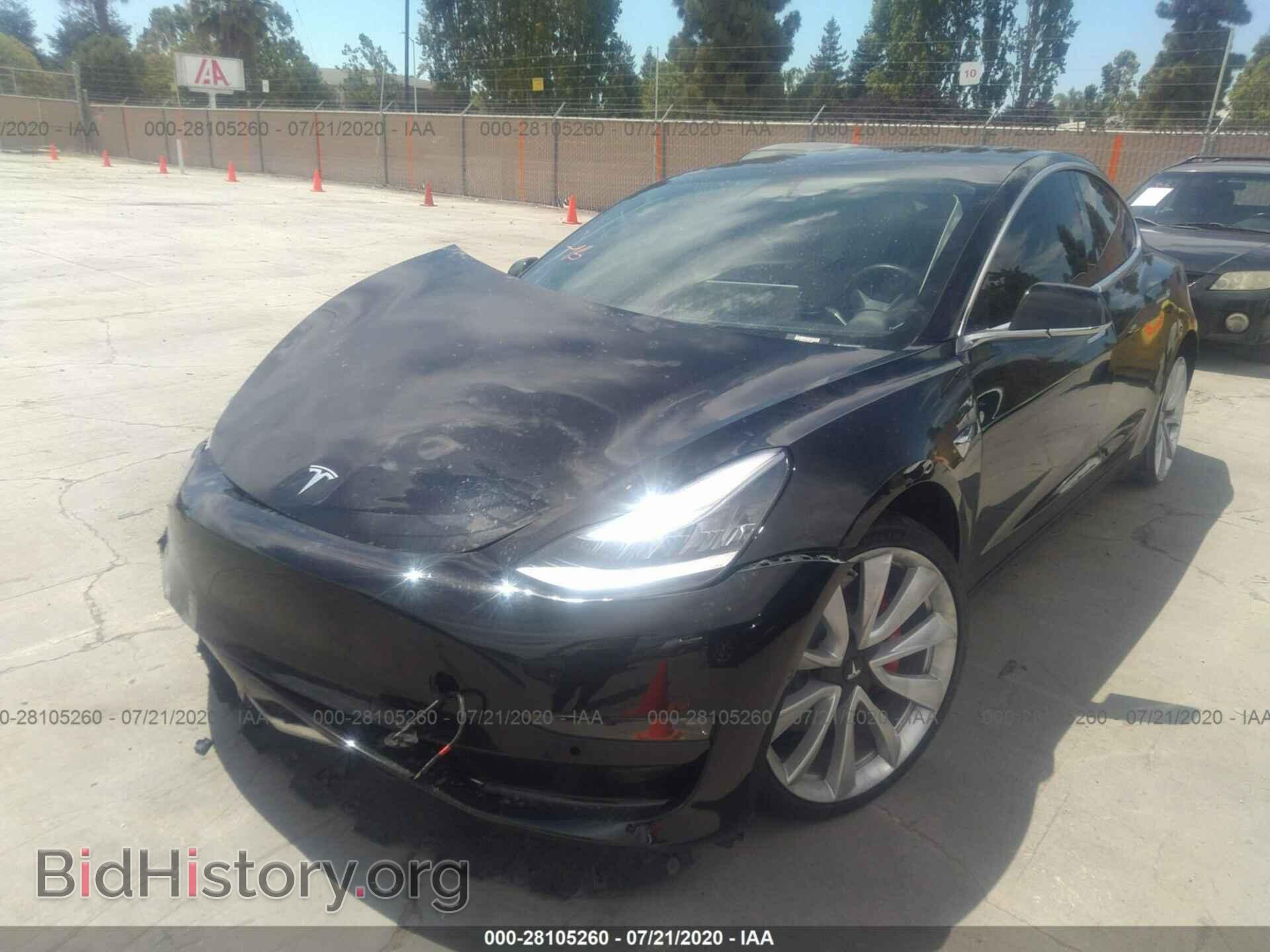 2018 TESLA MODEL 3 - VIN: 5YJ3E1EB3JF187638 - Photo 2