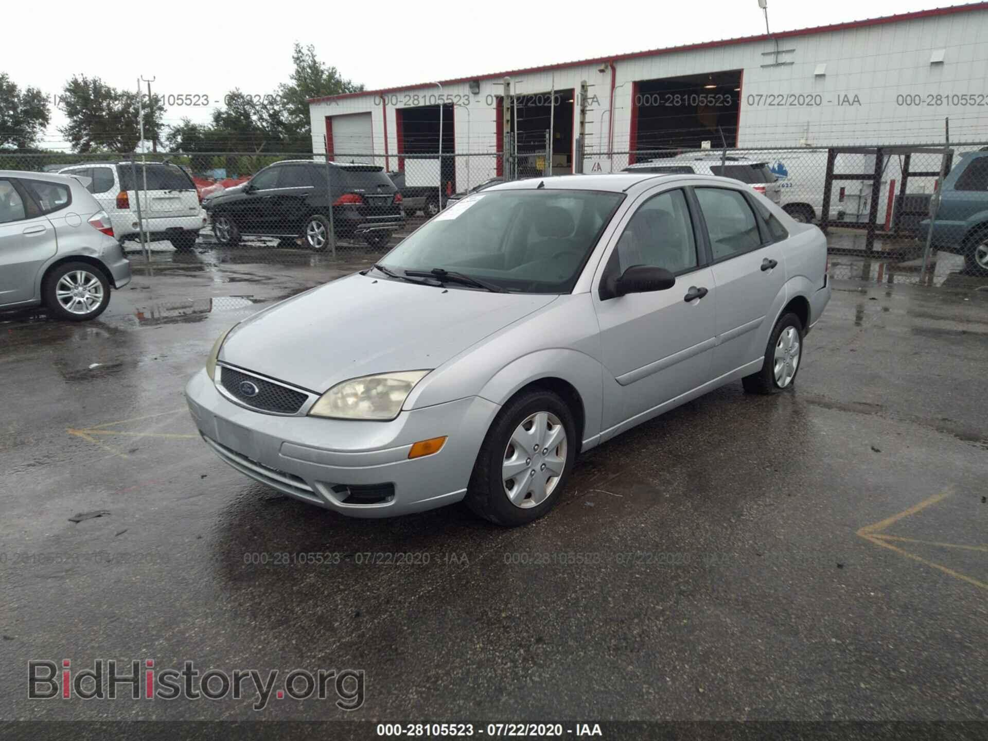 2006 FORD FOCUS - VIN: 1FAFP34NX6W100762 - Фото 2