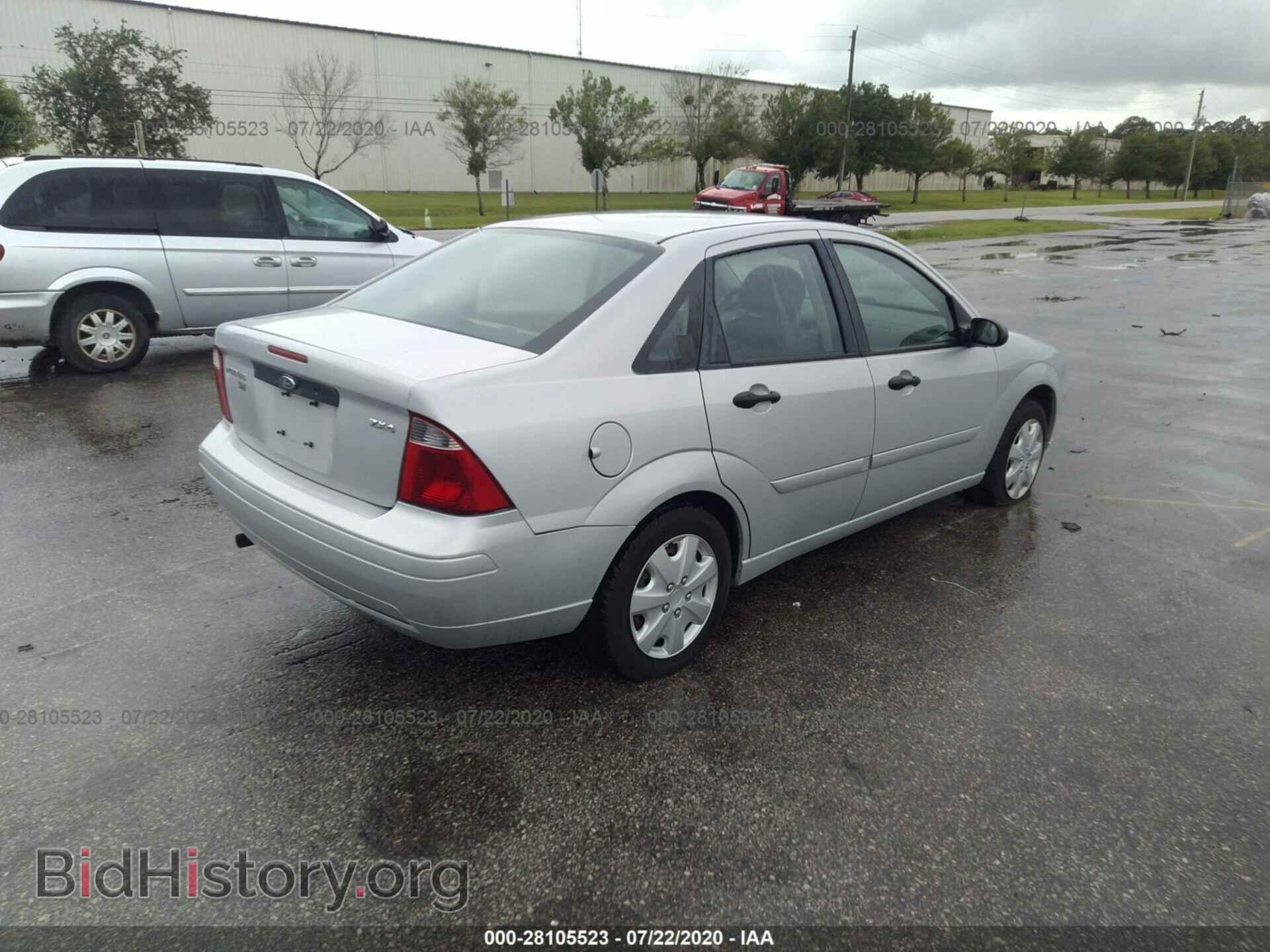 2006 FORD FOCUS - VIN: 1FAFP34NX6W100762 - Фото 4