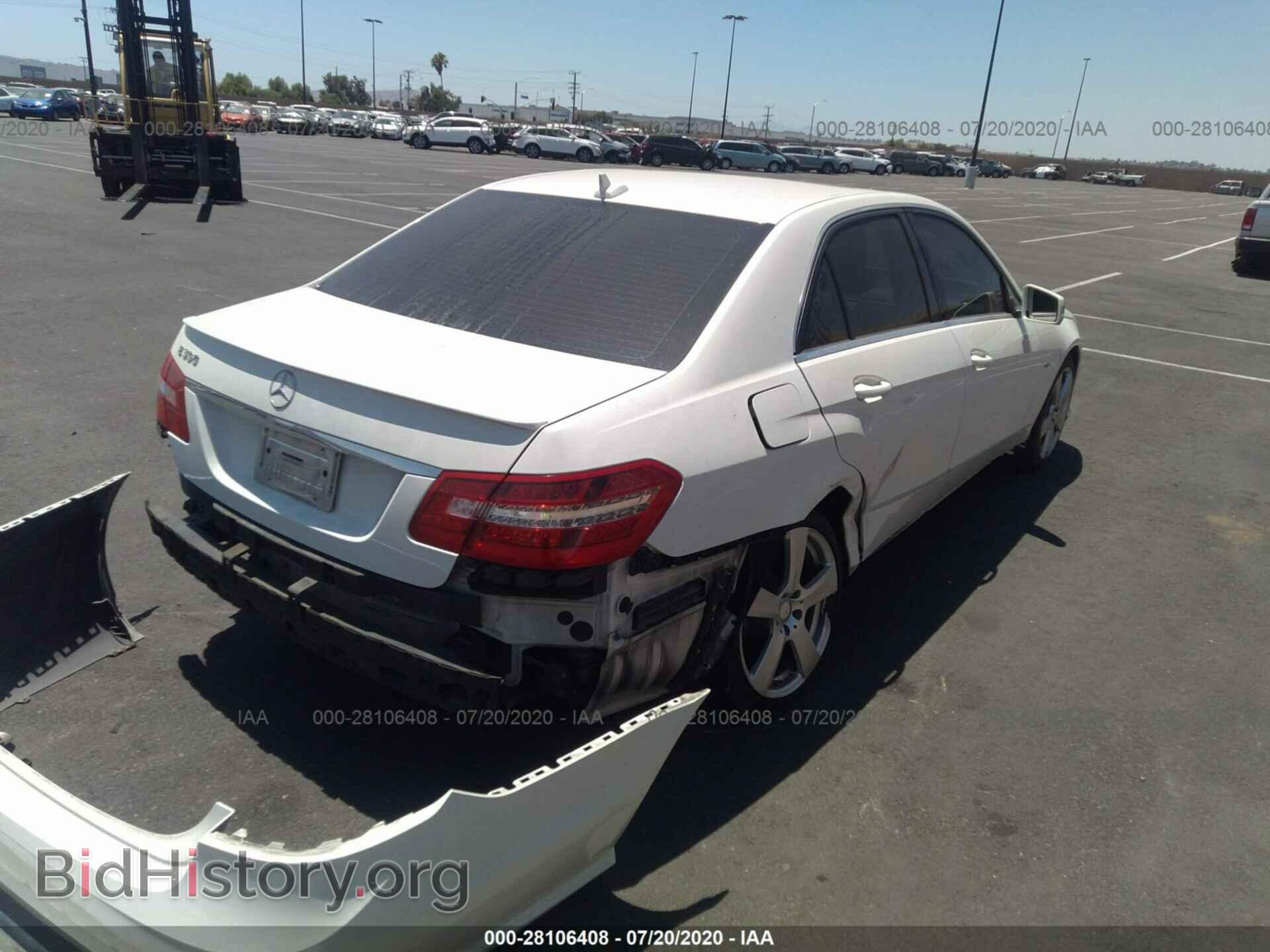 2012 MERCEDES-BENZ E-CLASS - VIN: WDDHF5KB3CA612968 - Фото 4