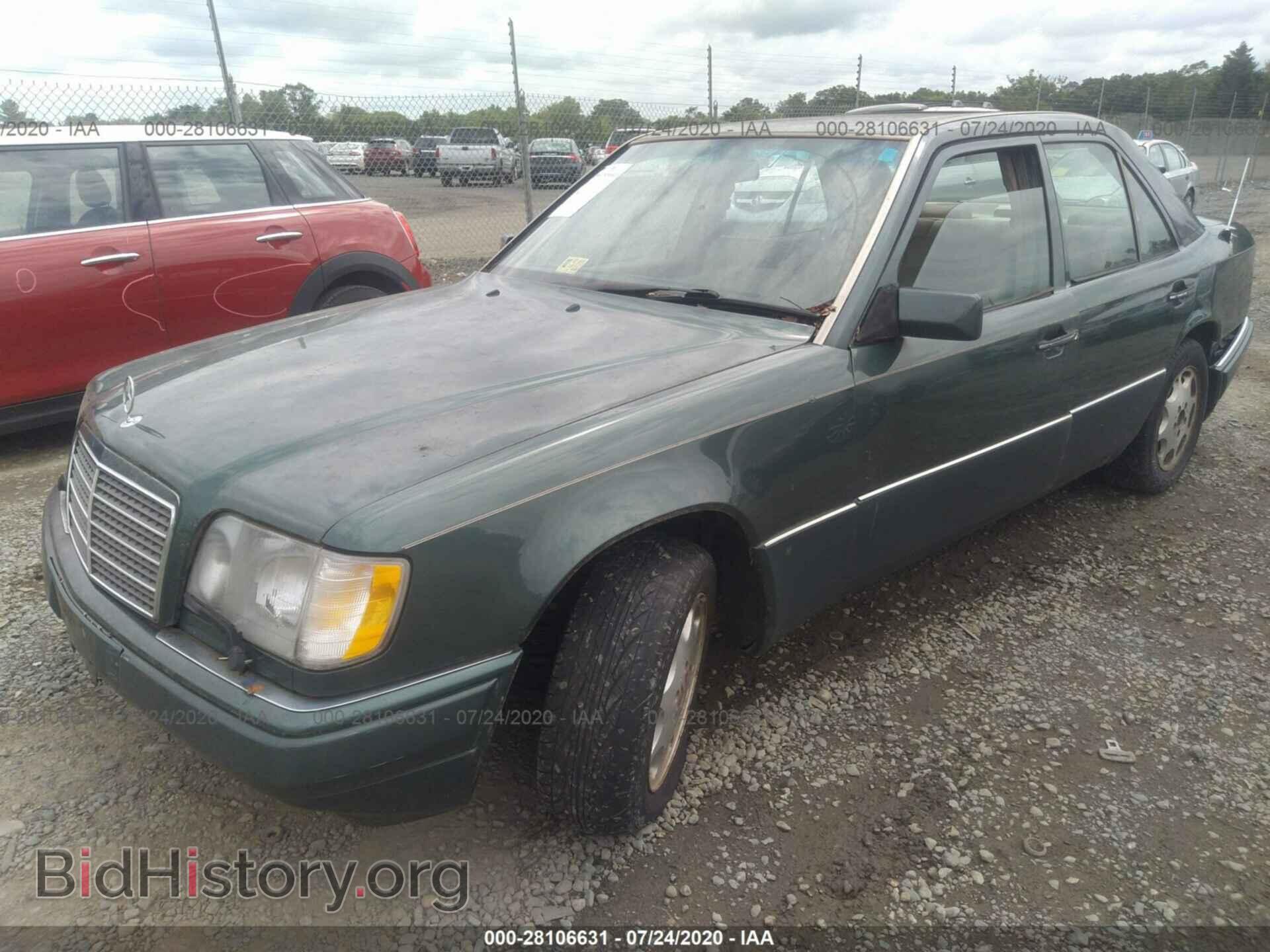 1995 MERCEDES-BENZ E - VIN: WDBEA32E7SC206137 - Фото 2