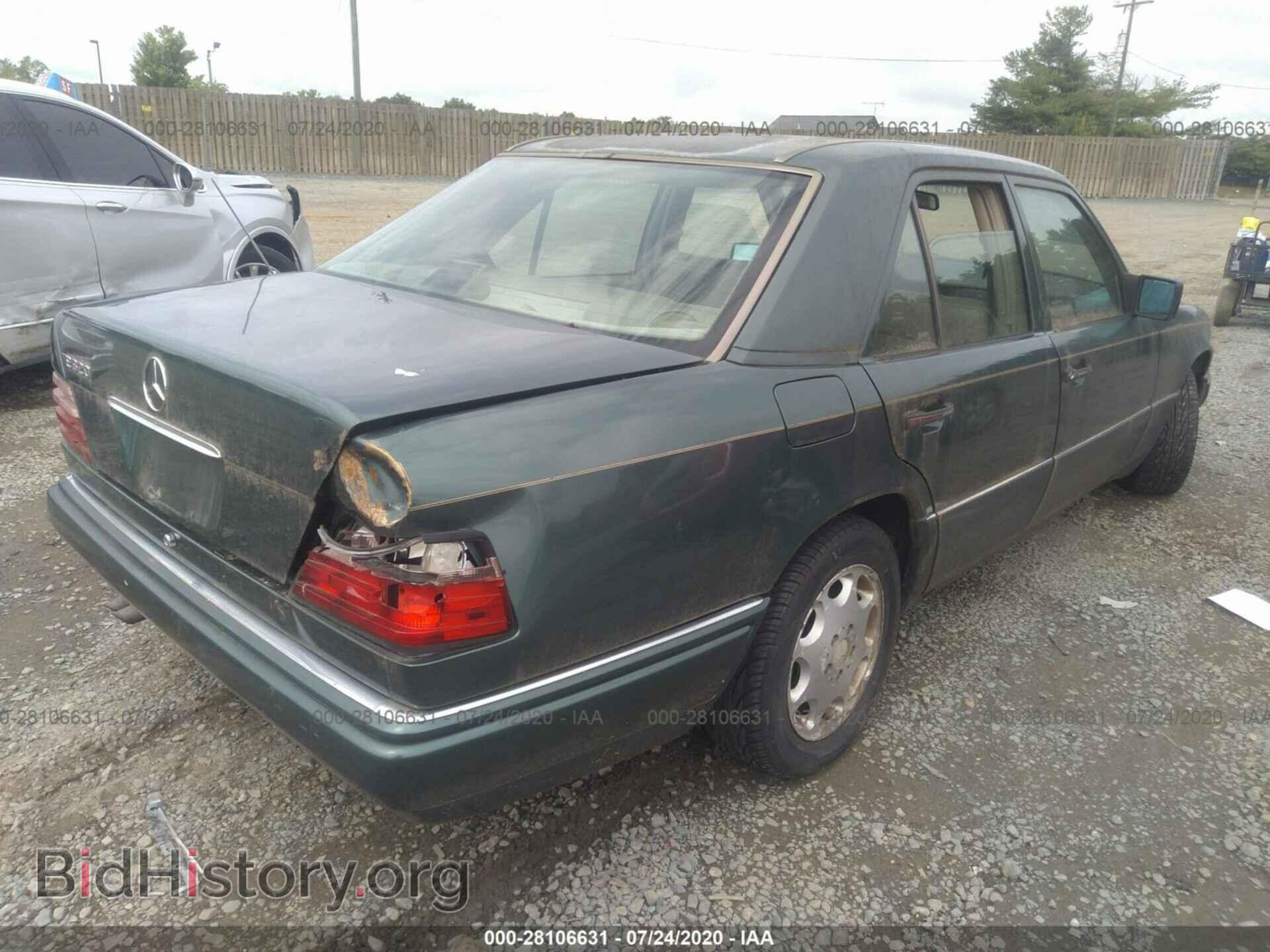 1995 MERCEDES-BENZ E - VIN: WDBEA32E7SC206137 - Фото 4