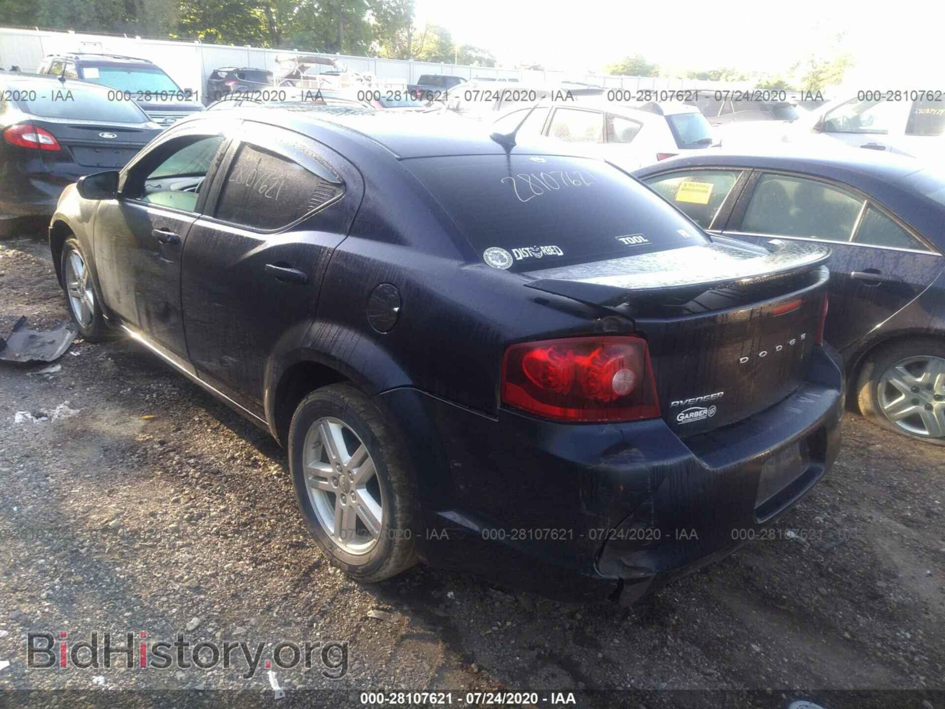 2011 DODGE AVENGER - VIN: 1B3BD1FB1BN573217 - Фото 3