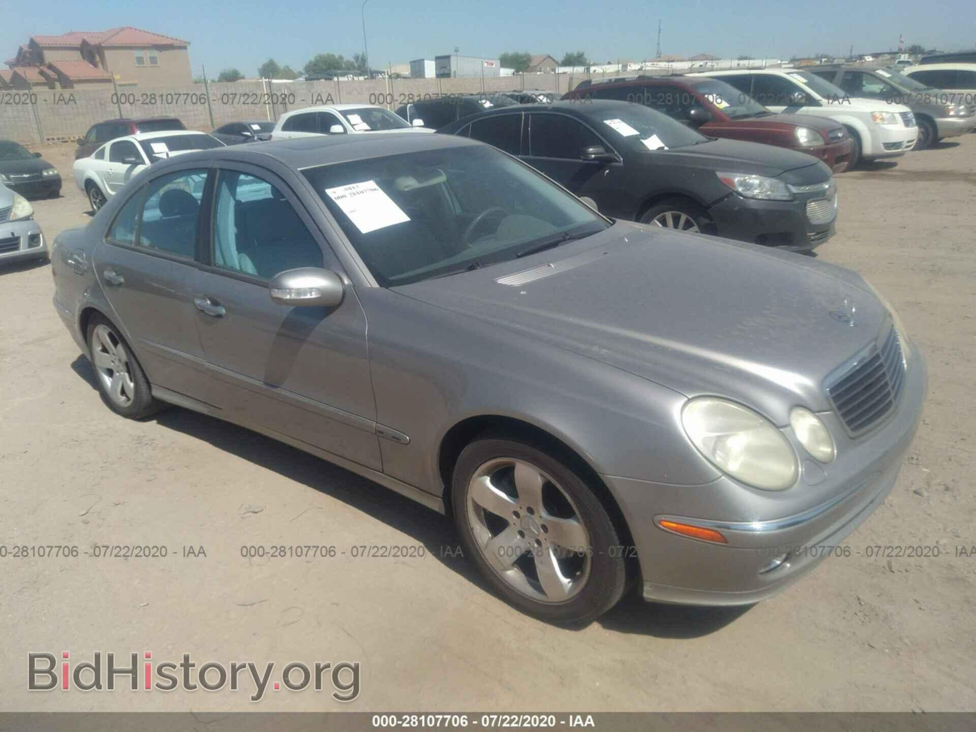 Photo WDBUF65J03A323322 - MERCEDES-BENZ E-CLASS 2003