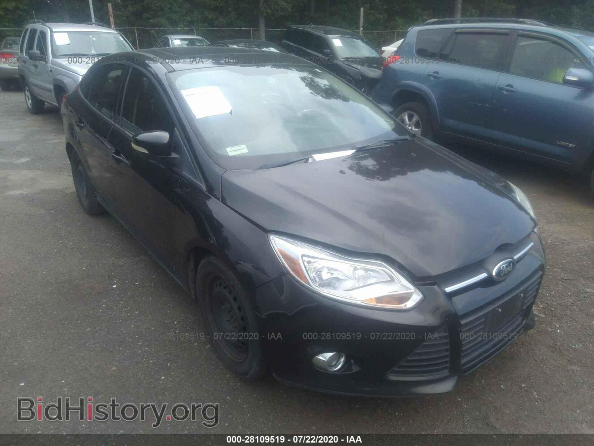Photo 1FAHP3F25CL118076 - FORD FOCUS 2012