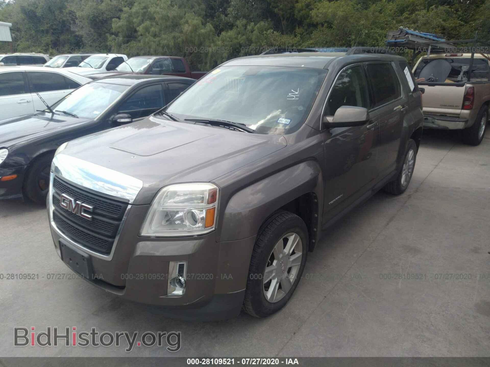 2011 GMC TERRAIN - VIN: 2CTALSEC0B6335039 - Photo 2