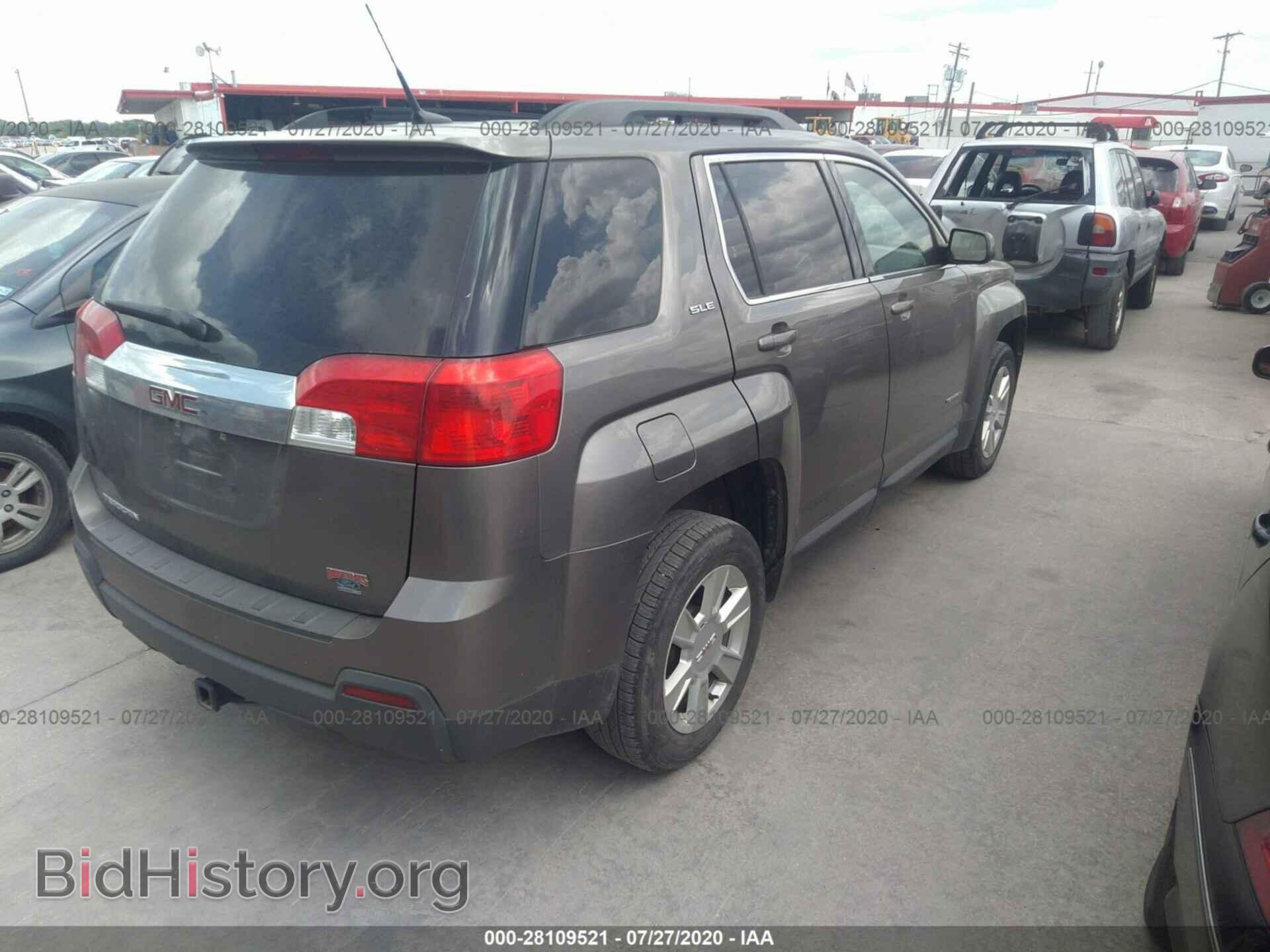 2011 GMC TERRAIN - VIN: 2CTALSEC0B6335039 - Photo 4