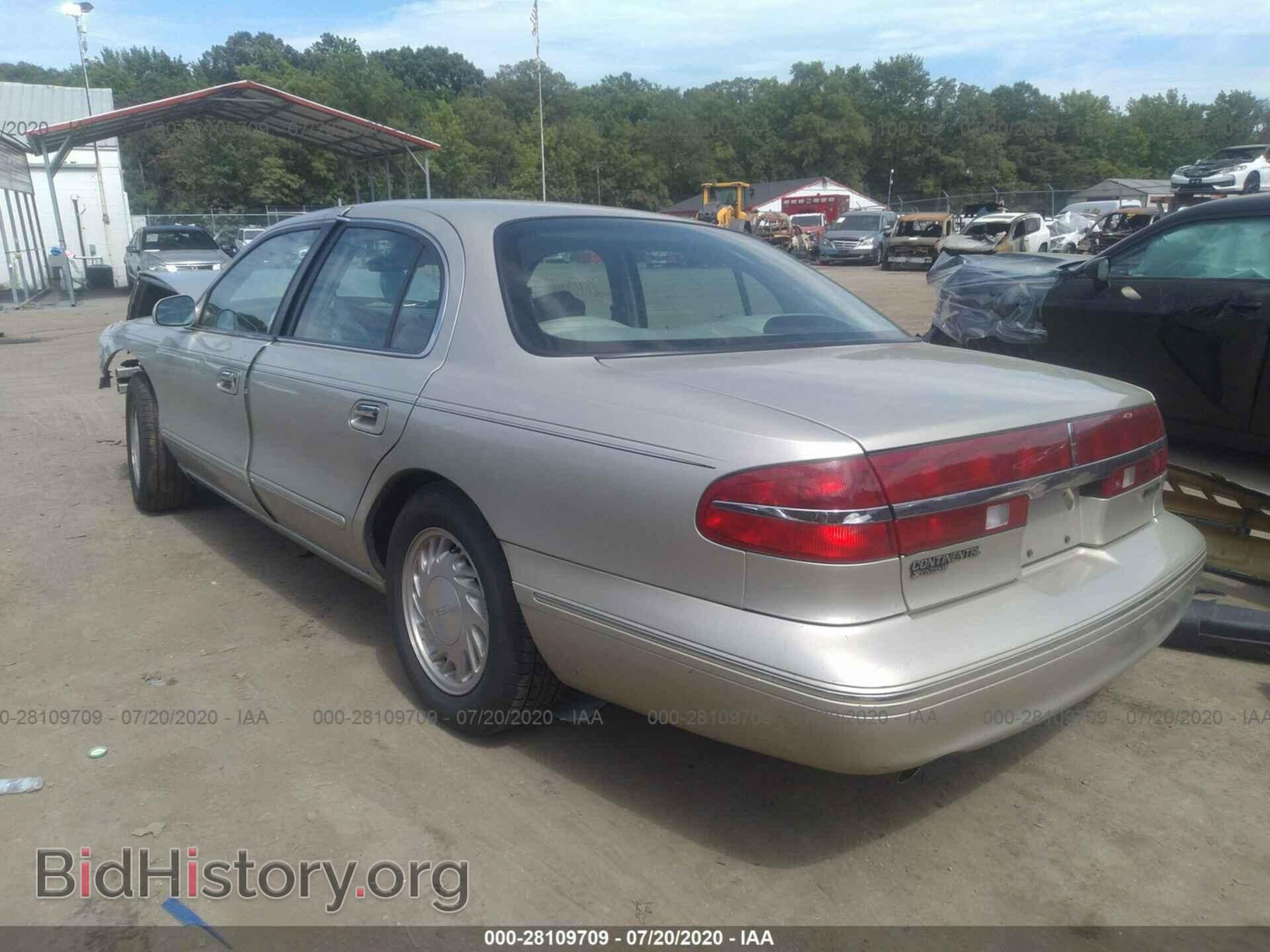 1997 LINCOLN CONTINENTAL - VIN: 1LNLM97V2VY688191 - Фото 3