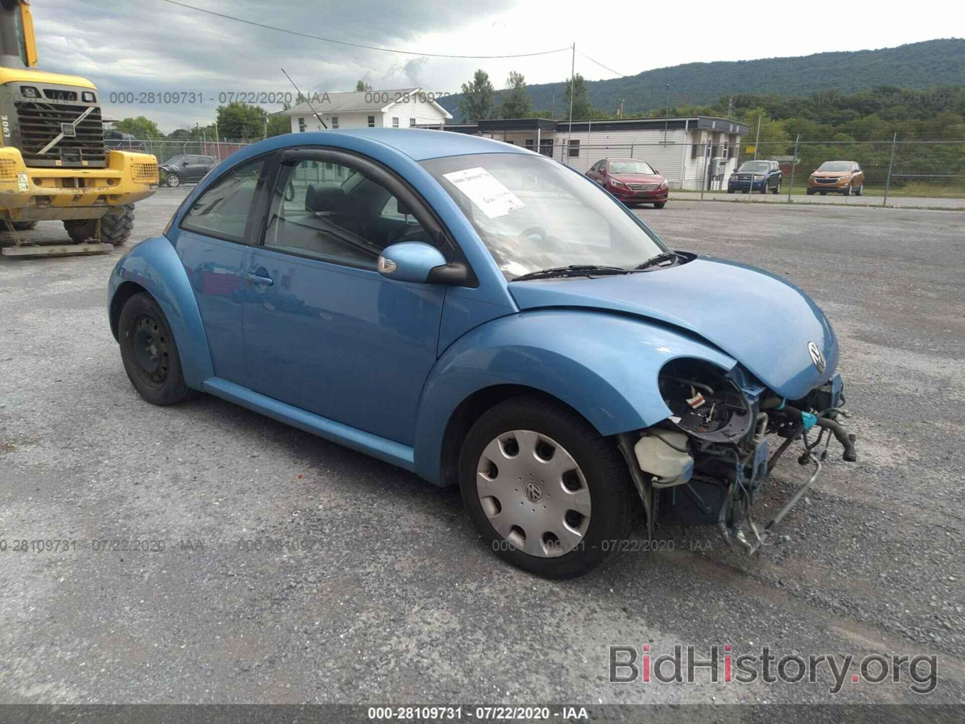 Photo 3VWPG3AG2AM000455 - VOLKSWAGEN NEW BEETLE COUPE 2010