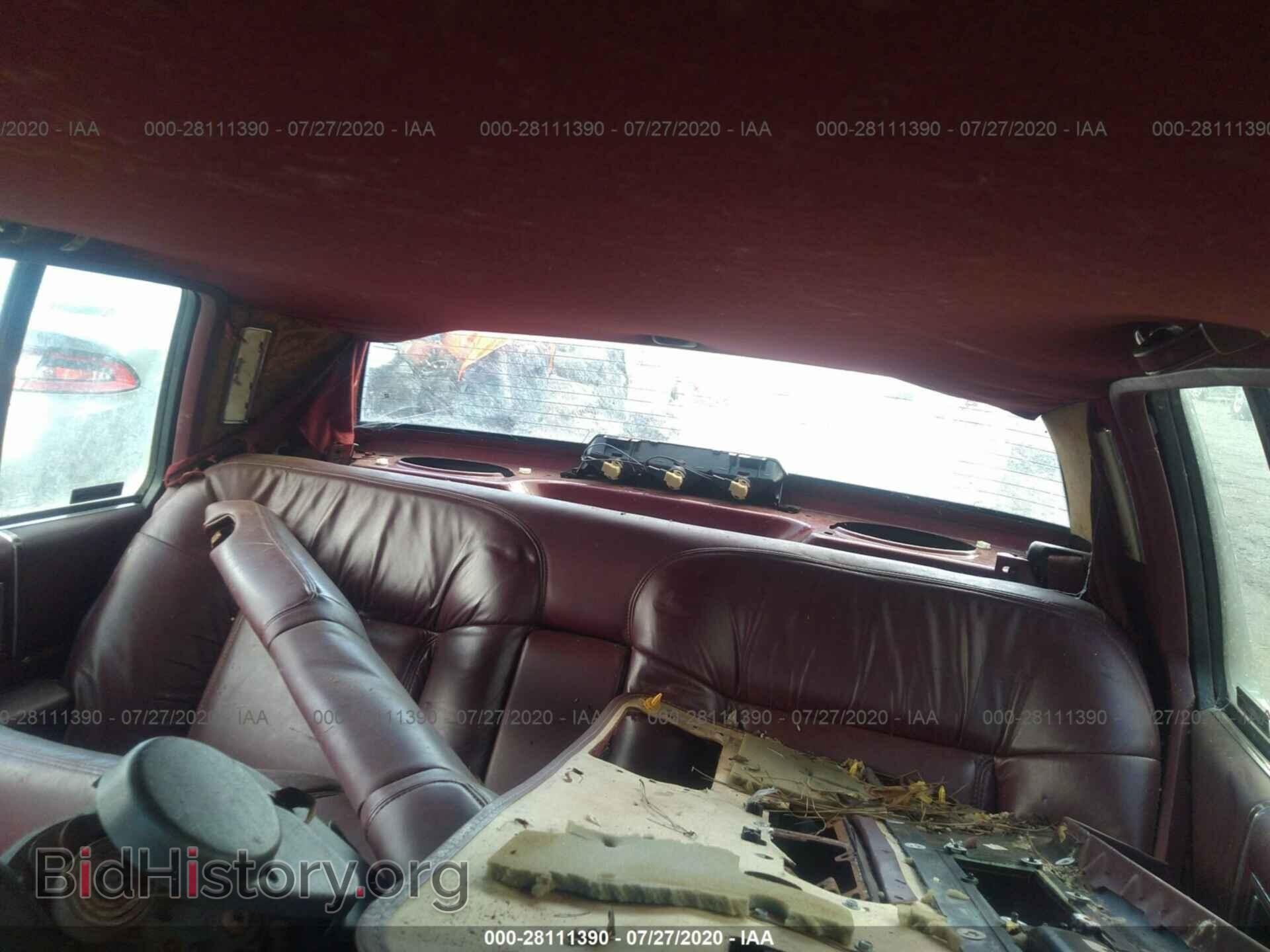 1992 CADILLAC DEVILLE - VIN: 1G6CD53B2N4295133 - Photo 8
