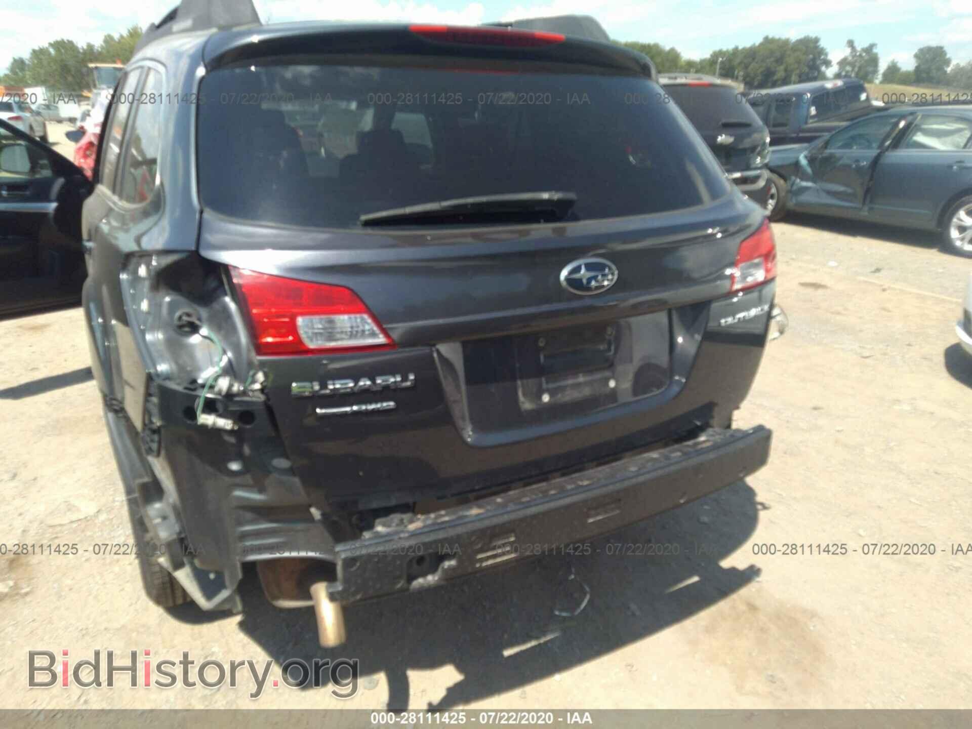 2011 SUBARU OUTBACK - VIN: 4S4BRCCC4B3384948 - Photo 6