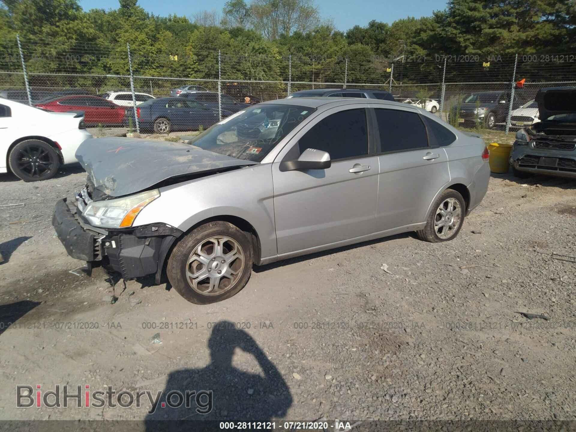 2009 FORD FOCUS - VIN: 1FAHP36N99W242417 - Фото 2