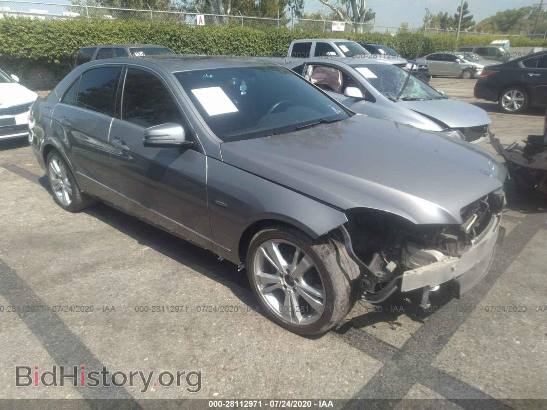 Photo WDDHF5KB2CA636369 - MERCEDES-BENZ E-CLASS 2012
