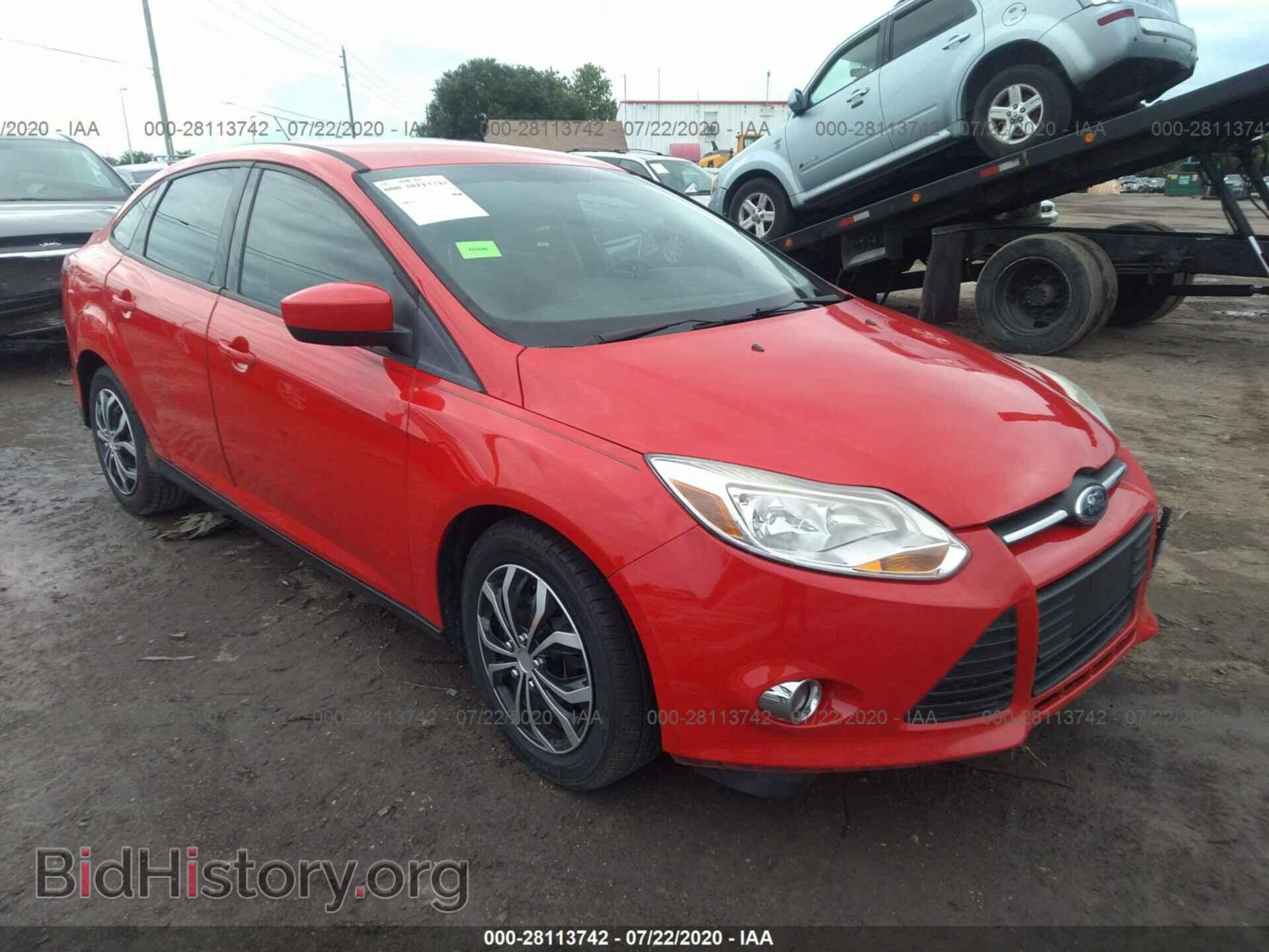 Photo 1FAHP3F24CL293208 - FORD FOCUS 2012