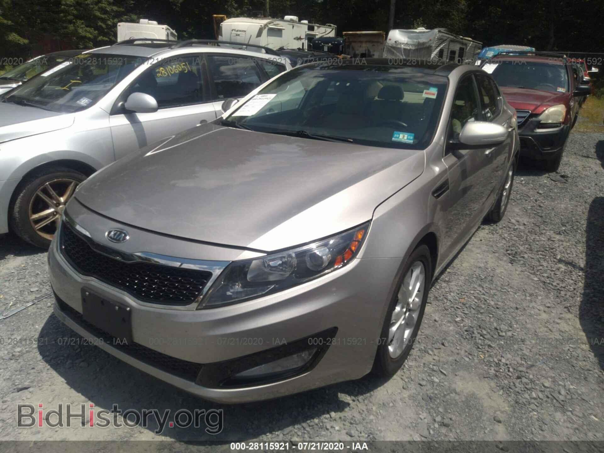 2011 KIA OPTIMA - VIN: KNAGN4A76B5173611 - Photo 2