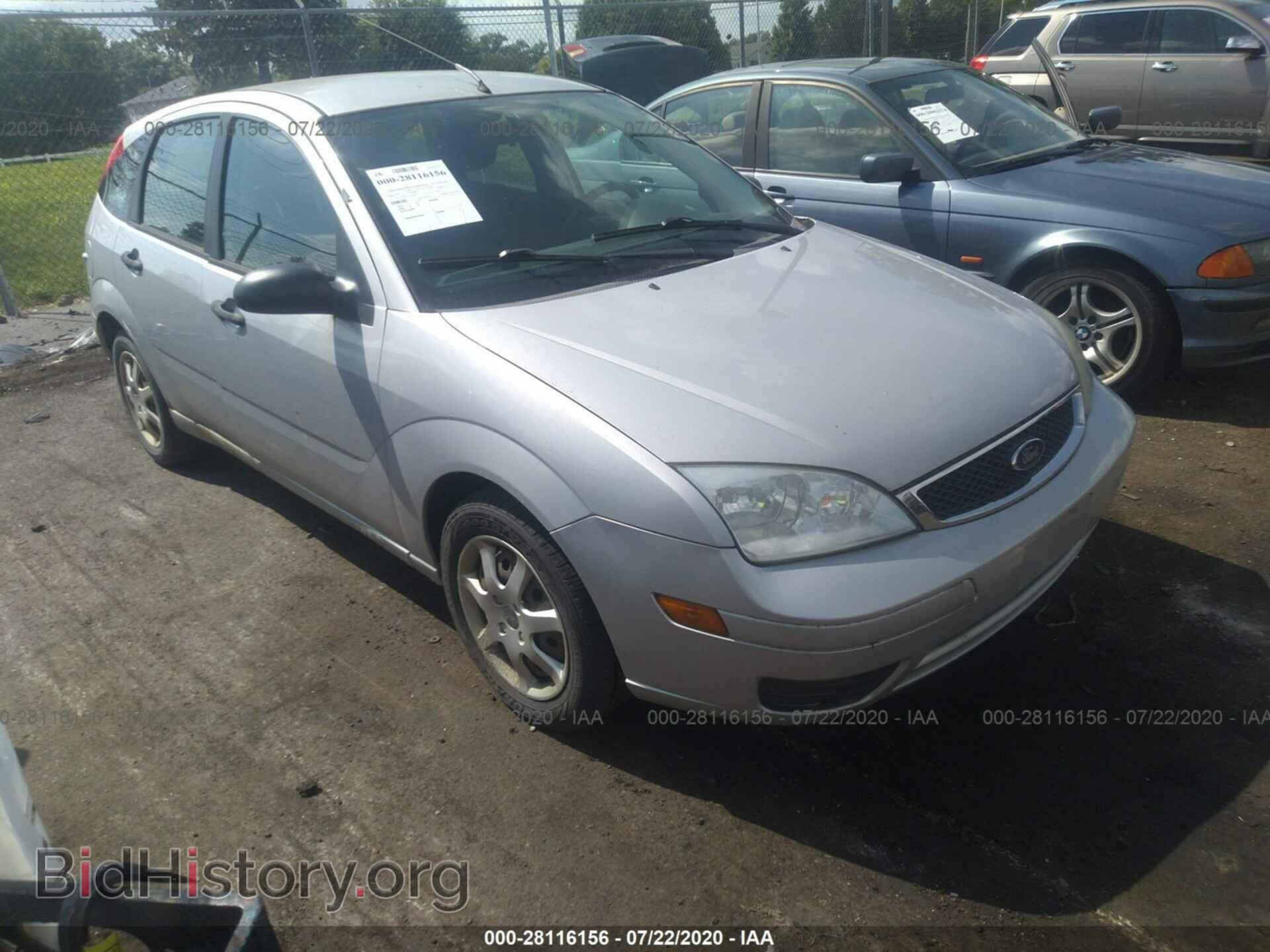 Фотография 3FAHP37NX5R128745 - FORD FOCUS 2005