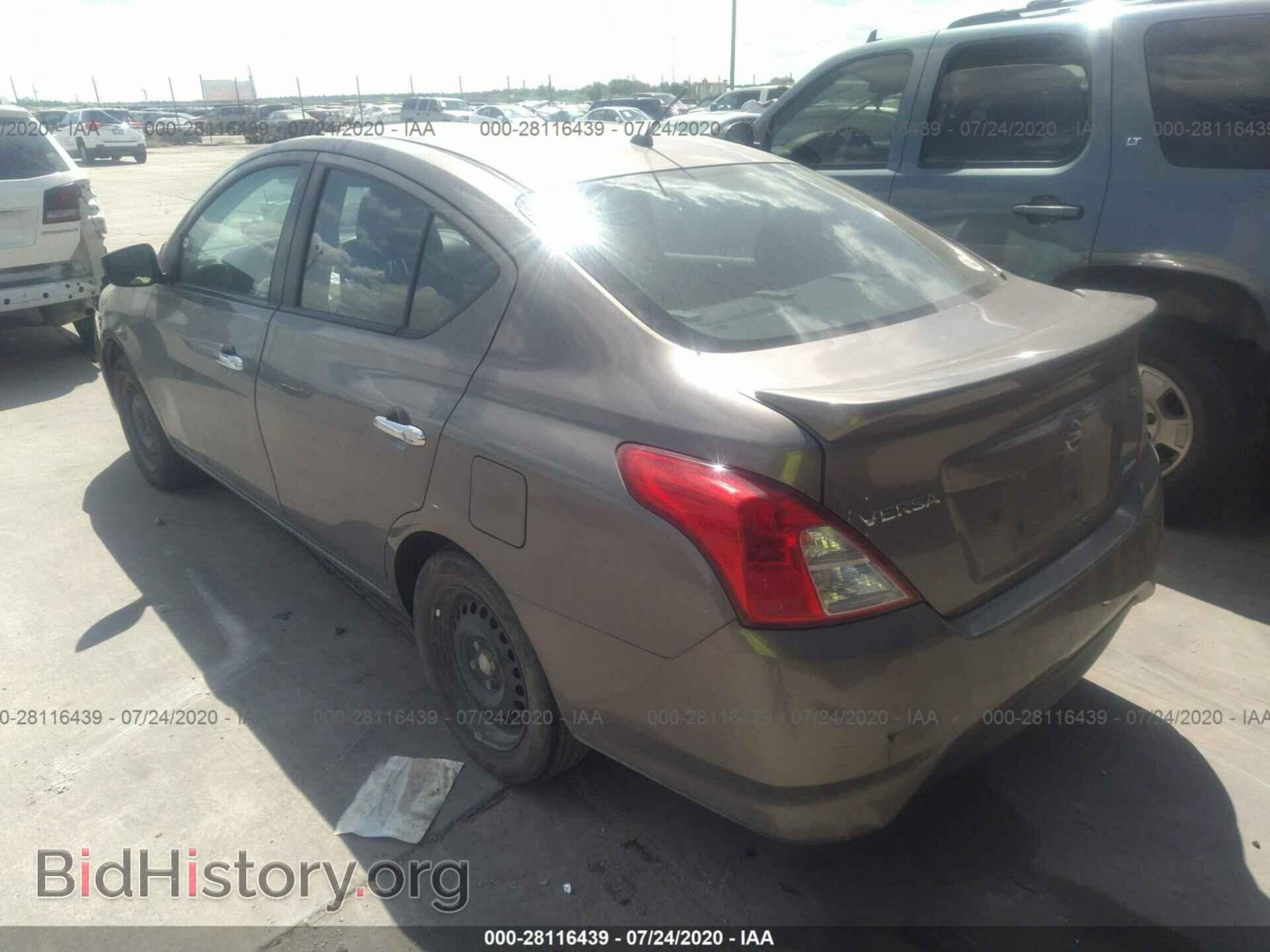 2016 NISSAN VERSA - VIN: 3N1CN7AP3GL805087 - Фото 3