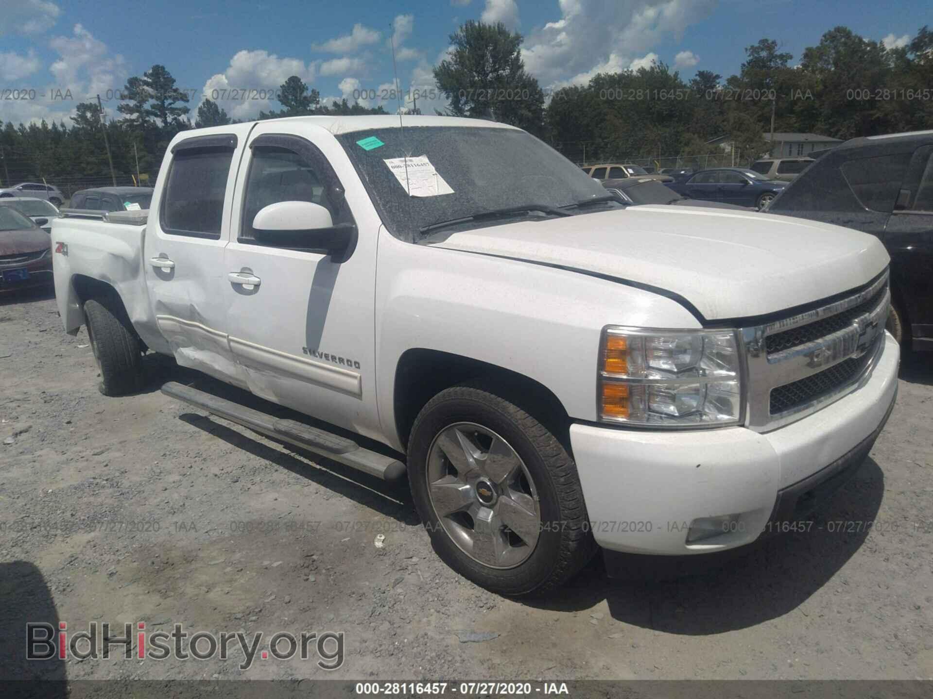 Фотография 3GCPKTE33BG132164 - CHEVROLET SILVERADO 1500 2011