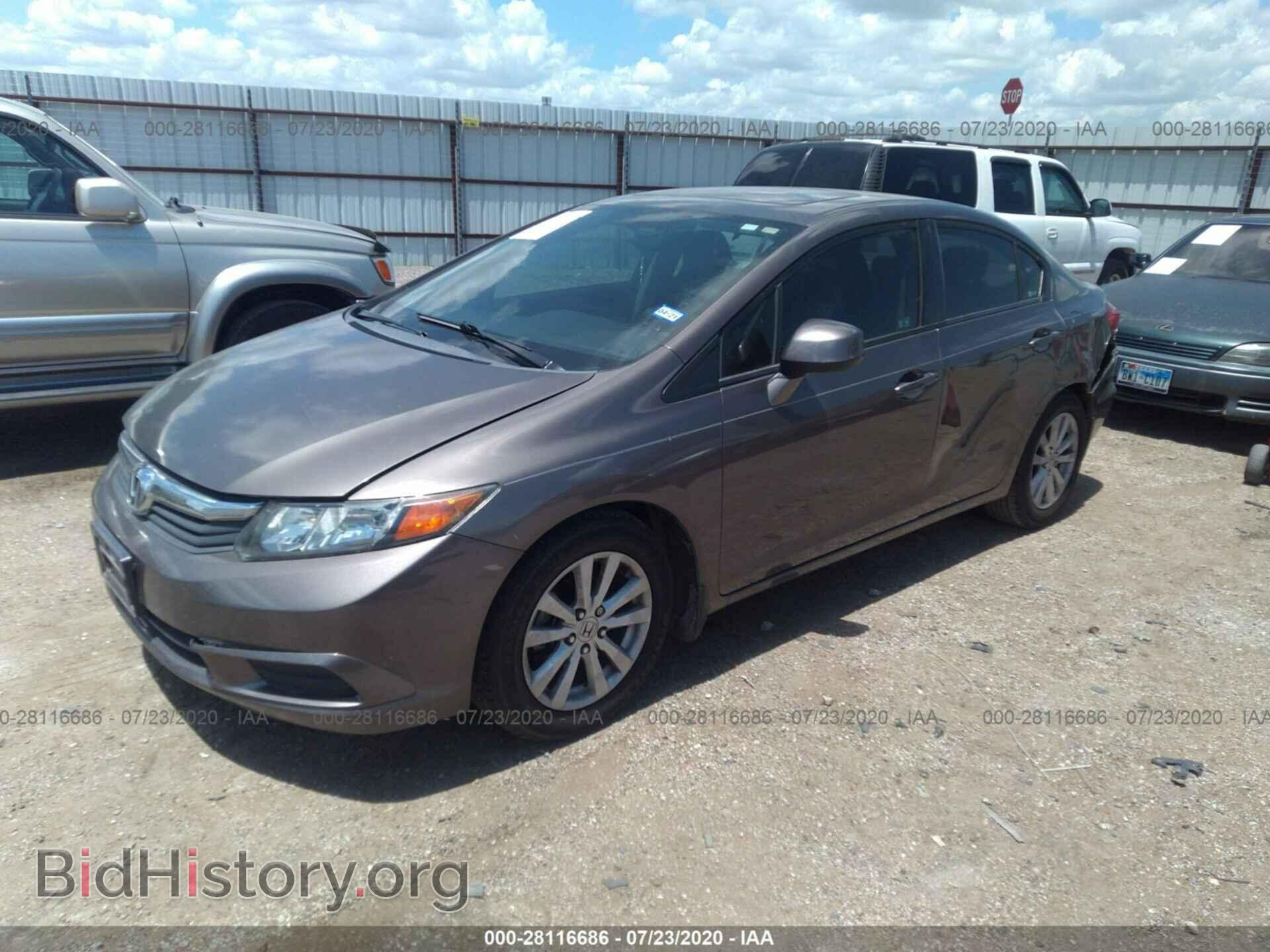 2012 HONDA CIVIC SDN - VIN: 2HGFB2F88CH510000 - Фото 2