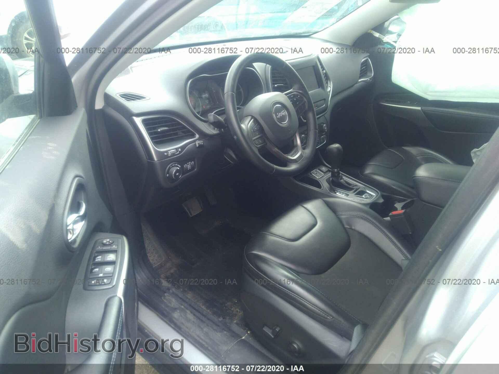2019 JEEP CHEROKEE - VIN: 1C4PJLLB3KD393210 - Photo 5