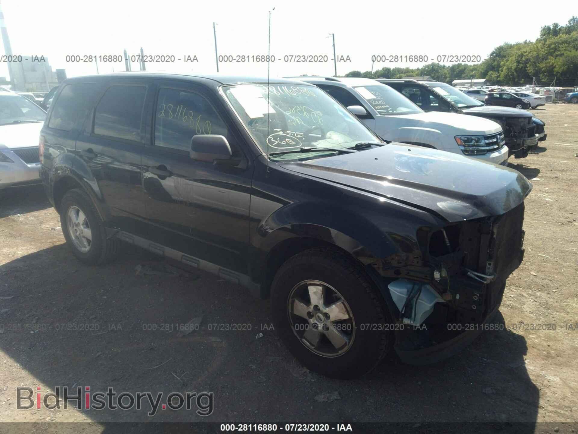 Фотография 1FMCU0C75BKB60694 - FORD ESCAPE 2011