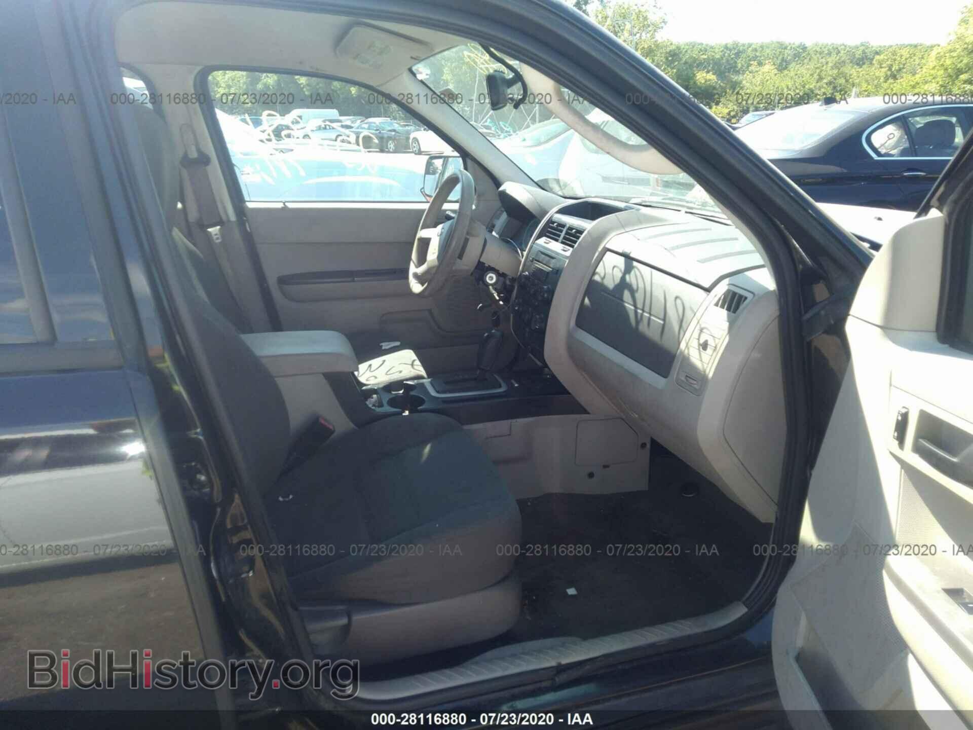 2011 FORD ESCAPE - VIN: 1FMCU0C75BKB60694 - Фото 5