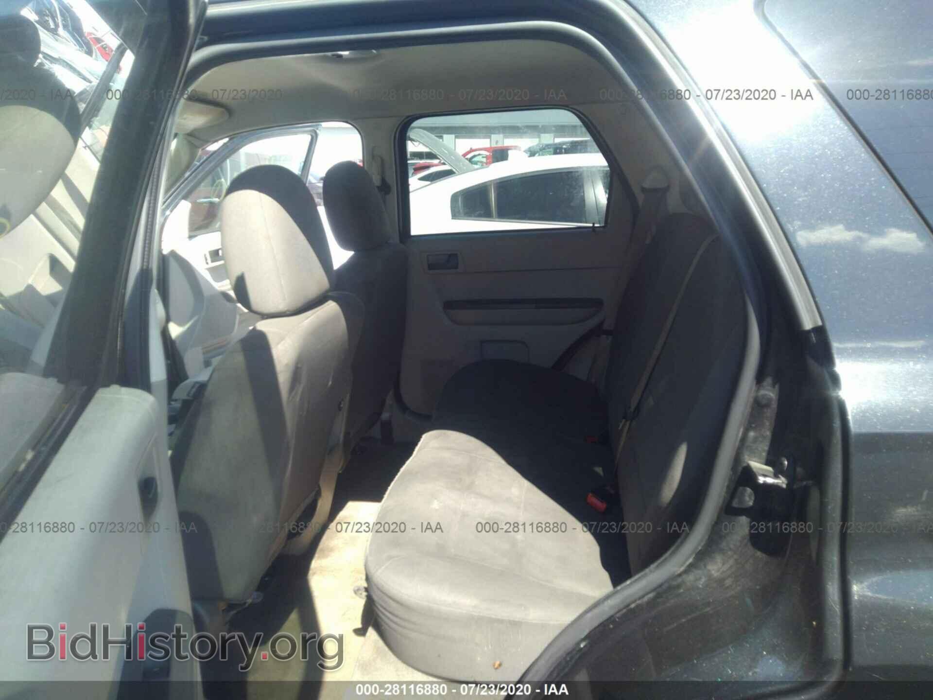 2011 FORD ESCAPE - VIN: 1FMCU0C75BKB60694 - Фото 8