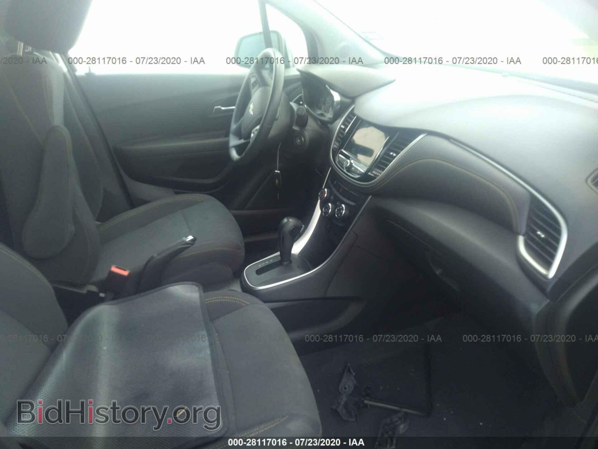 2019 CHEVROLET TRAX - VIN: 3GNCJKSB3KL263889 - Photo 5