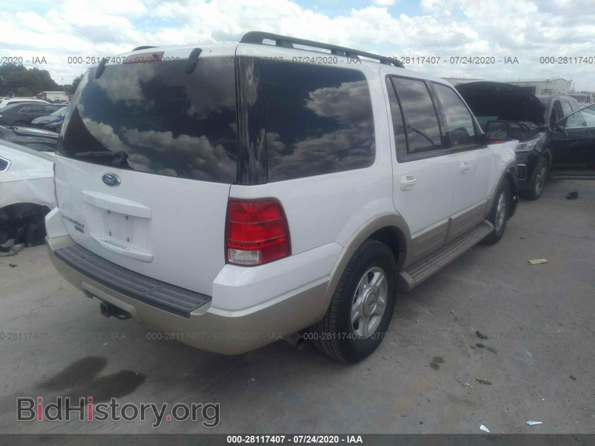 2005 FORD EXPEDITION - VIN: 1FMPU18525LA76765 - Фото 4