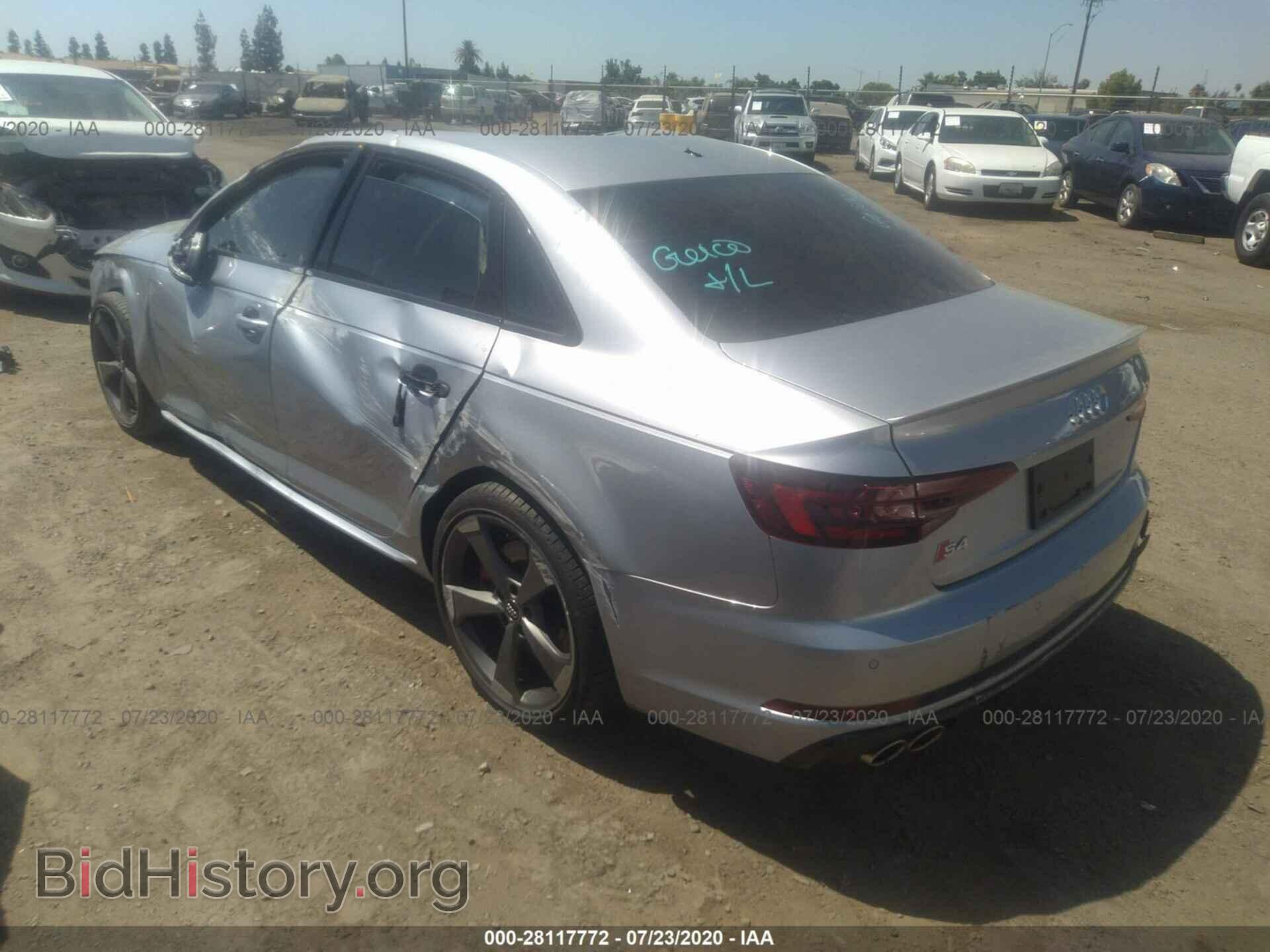 2019 AUDI S4 - VIN: WAUC4AF47KA109180 - Фото 3