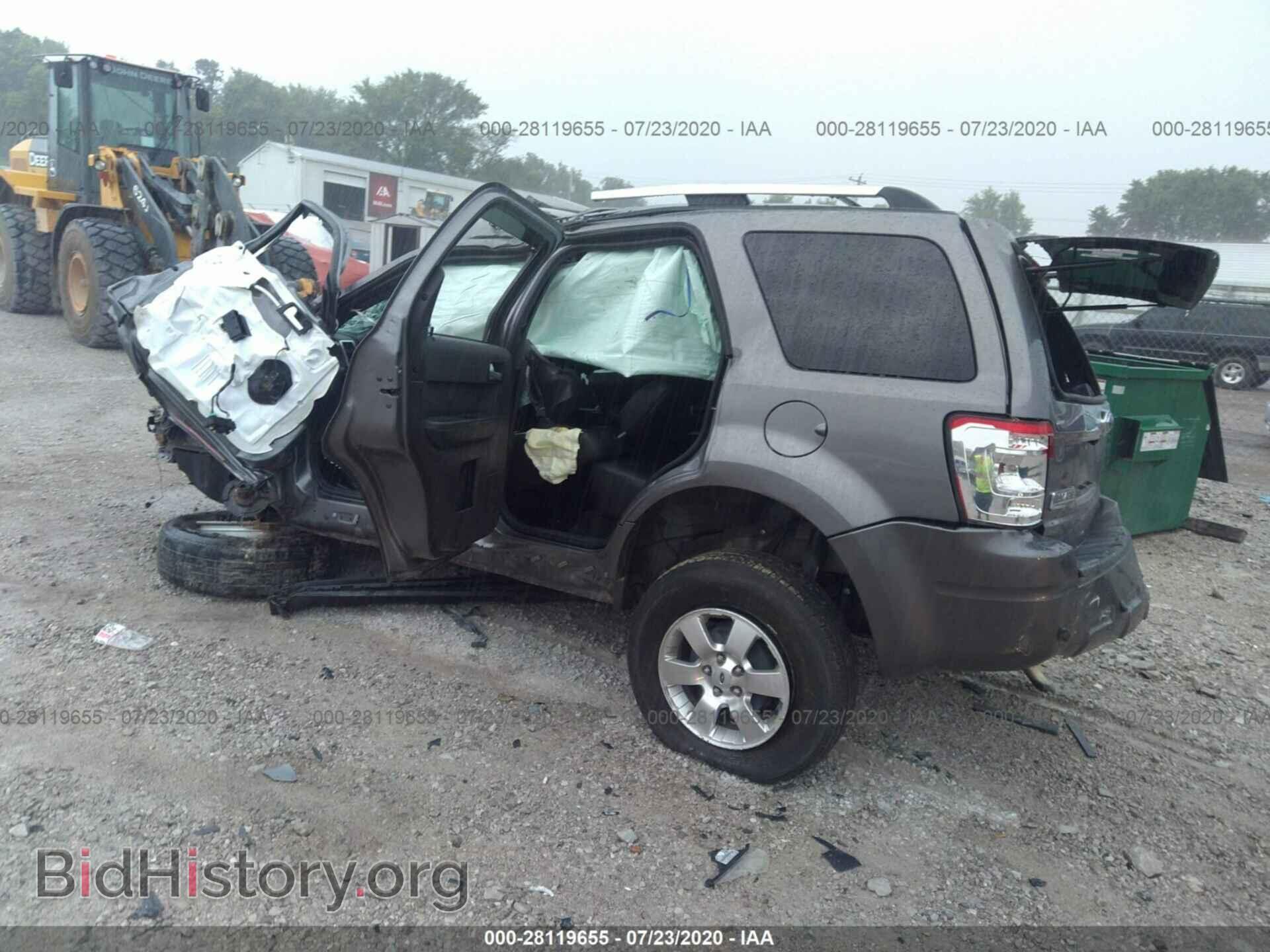2011 FORD ESCAPE - VIN: 1FMCU9E72BKB36841 - Photo 3