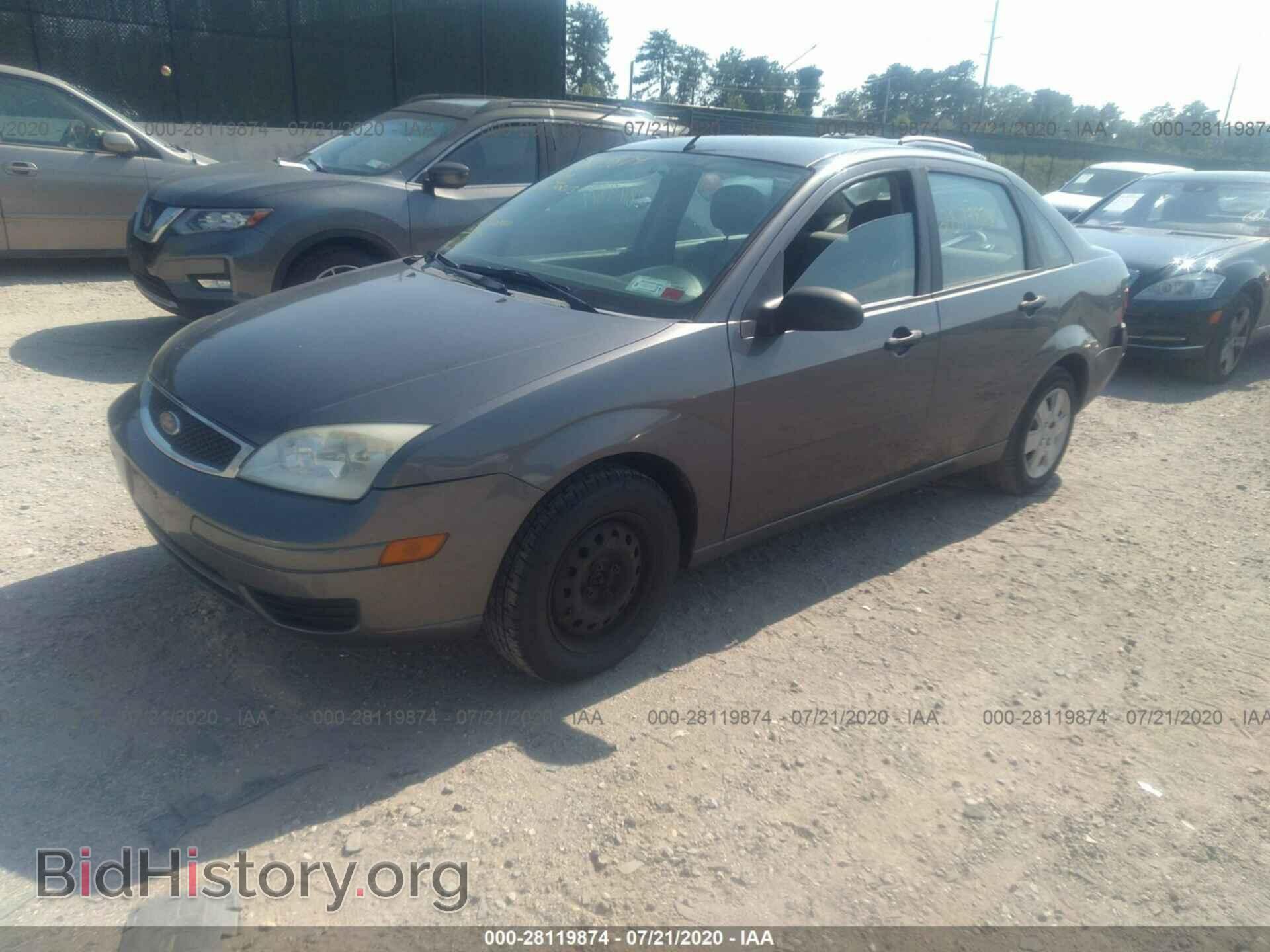 2006 FORD FOCUS - VIN: 1FAFP34N46W120828 - Фото 2
